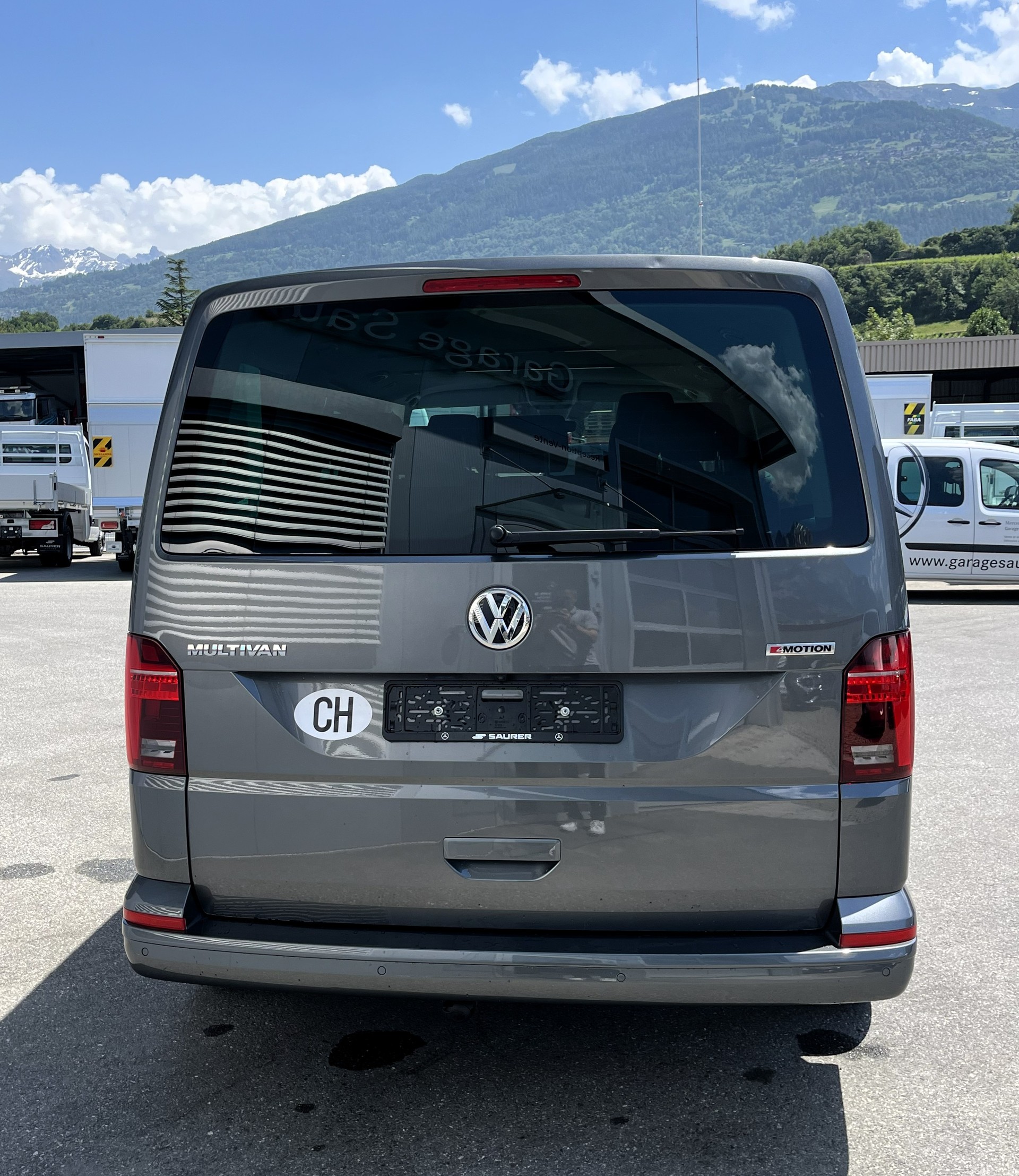 VW T6.1 Multivan 2.0 Bi-TDI Highline Liberty 4Mot. DSG-showroom-element-3