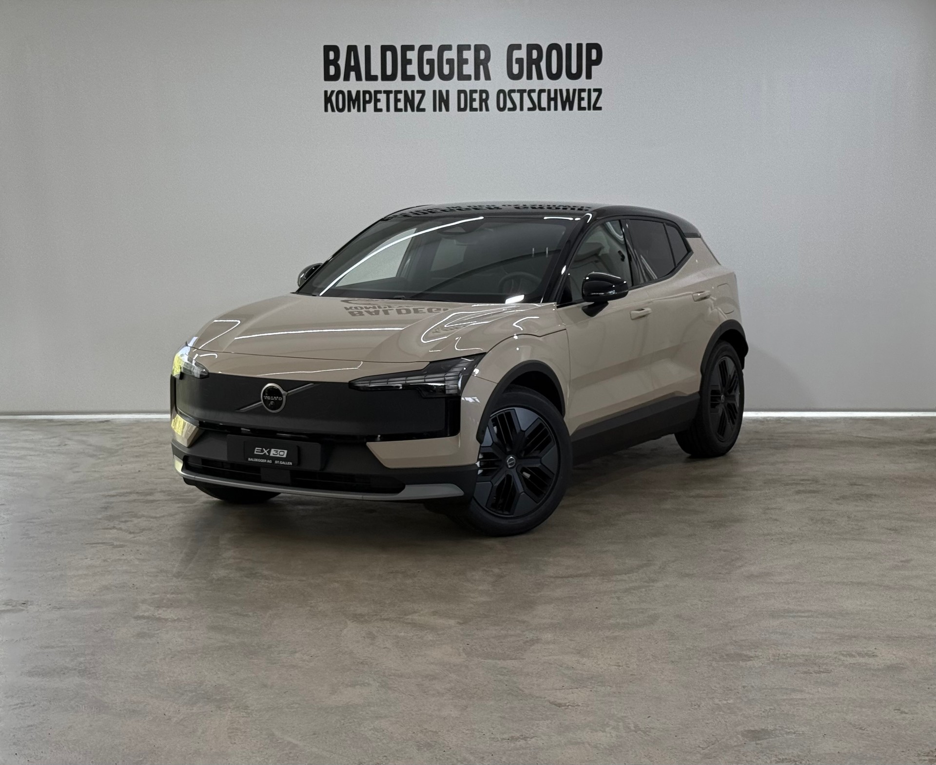 VOLVO EX 30 CC E60 Twin Performance A