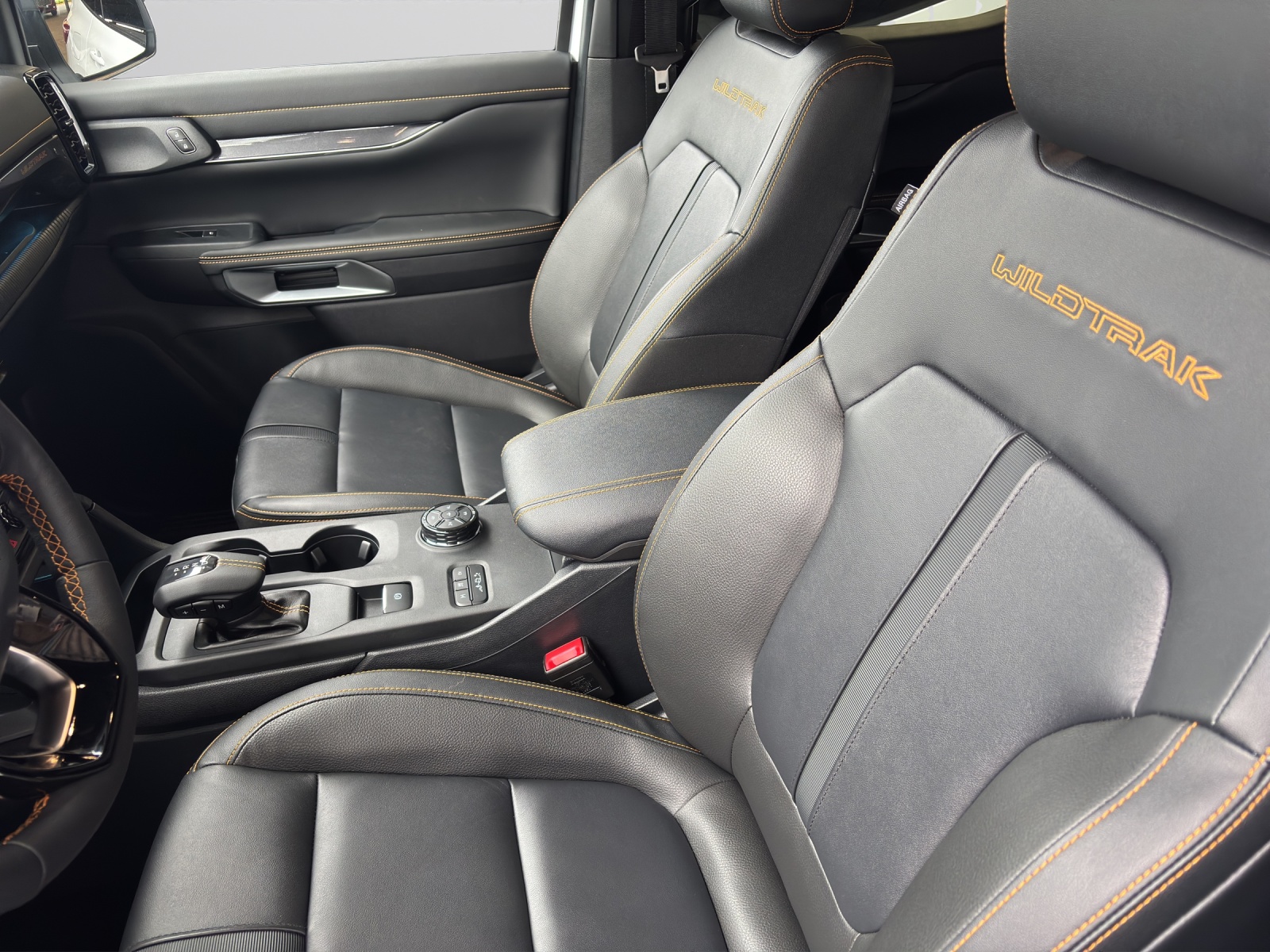 FORD Ranger Wildtrak 2.3 Eco Boost e-4WD Automat-image-5
