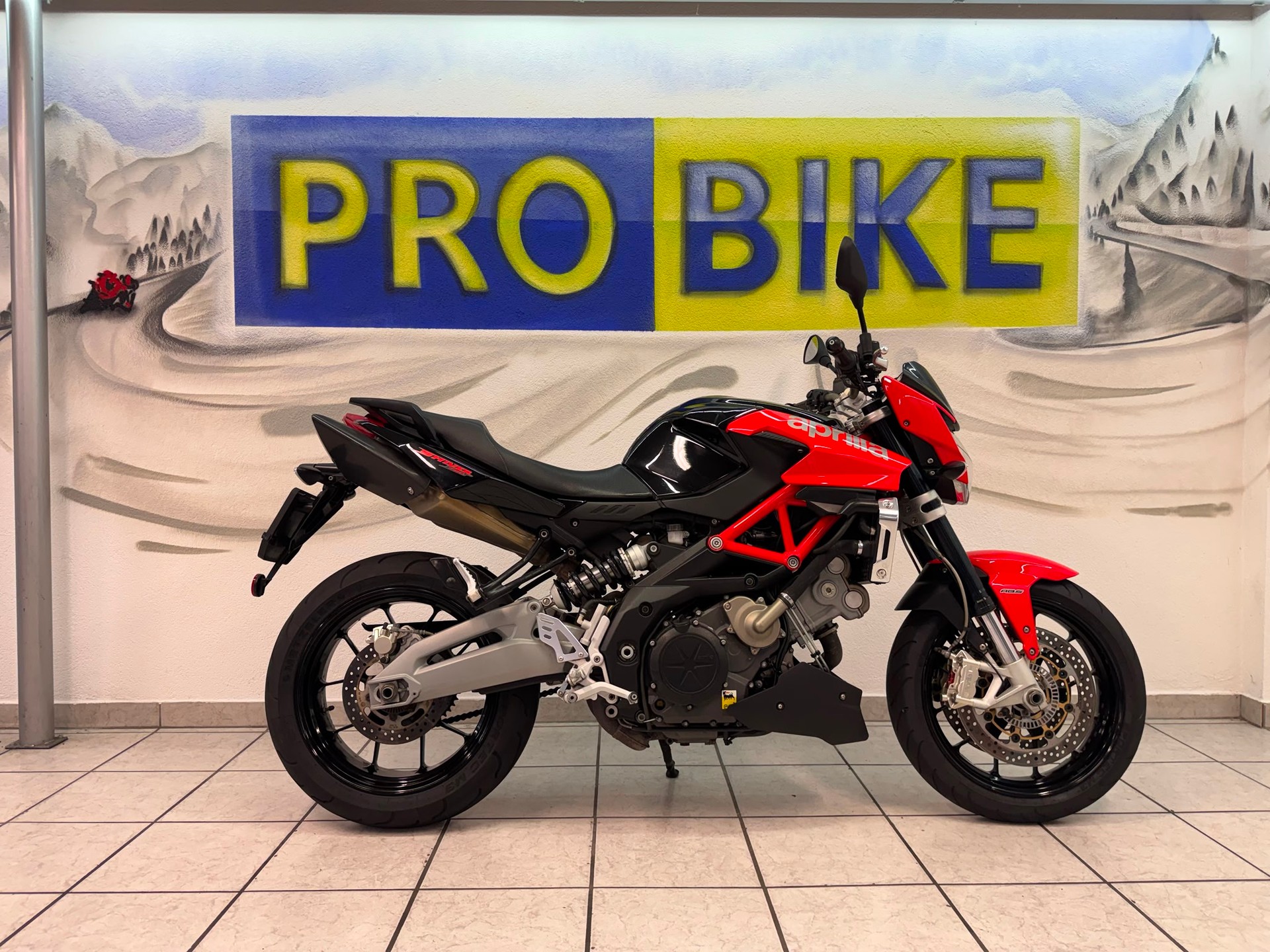 APRILIA SL 750 Shiver ABS-image-1