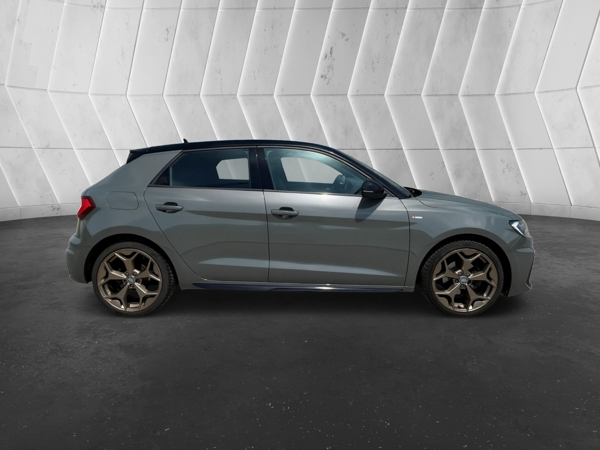 AUDI 1.5 35 TFSI S Line S-Tronic-image-5