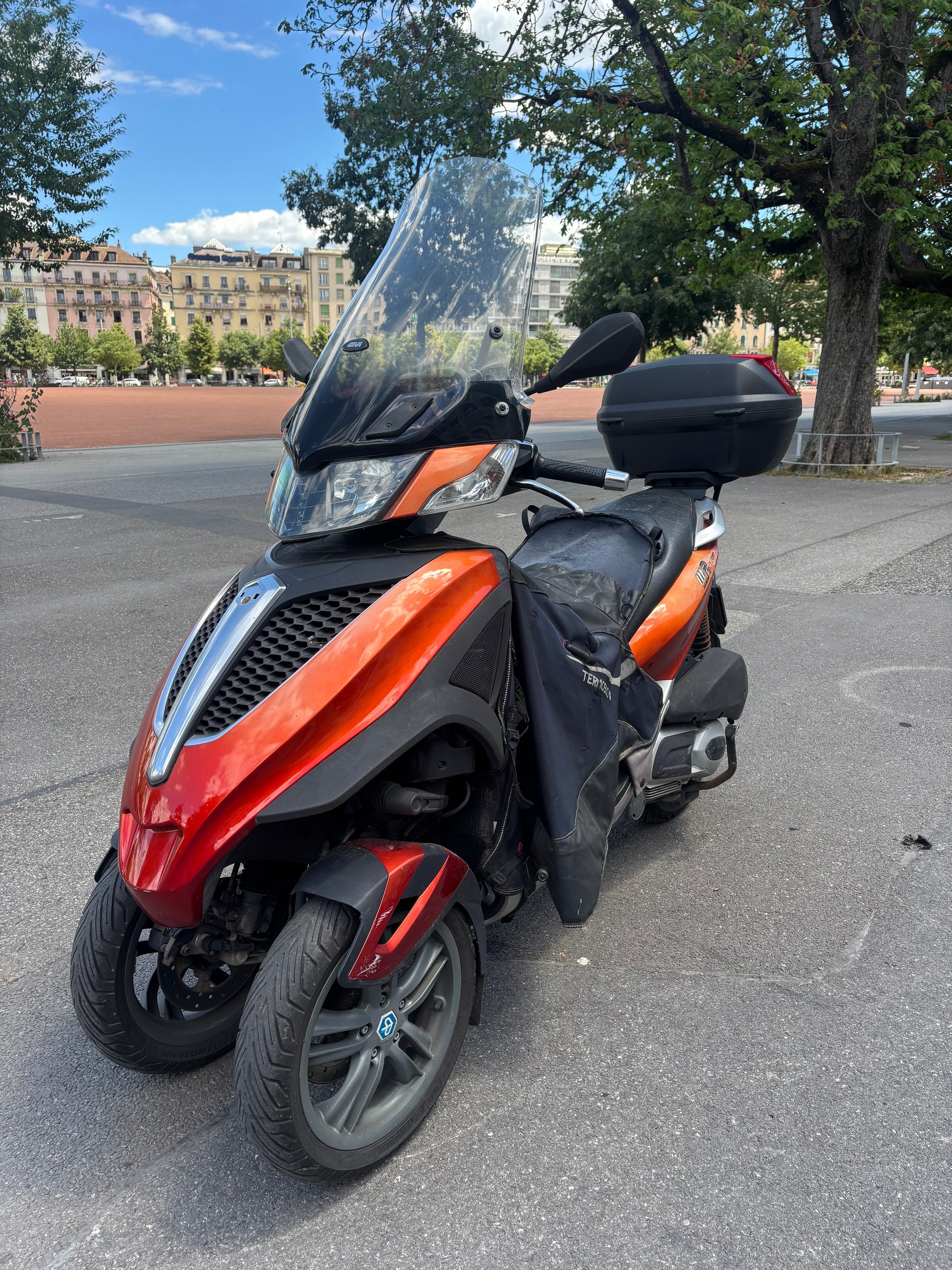 PIAGGIO MP3 Yourban 300 i.e.-image-0