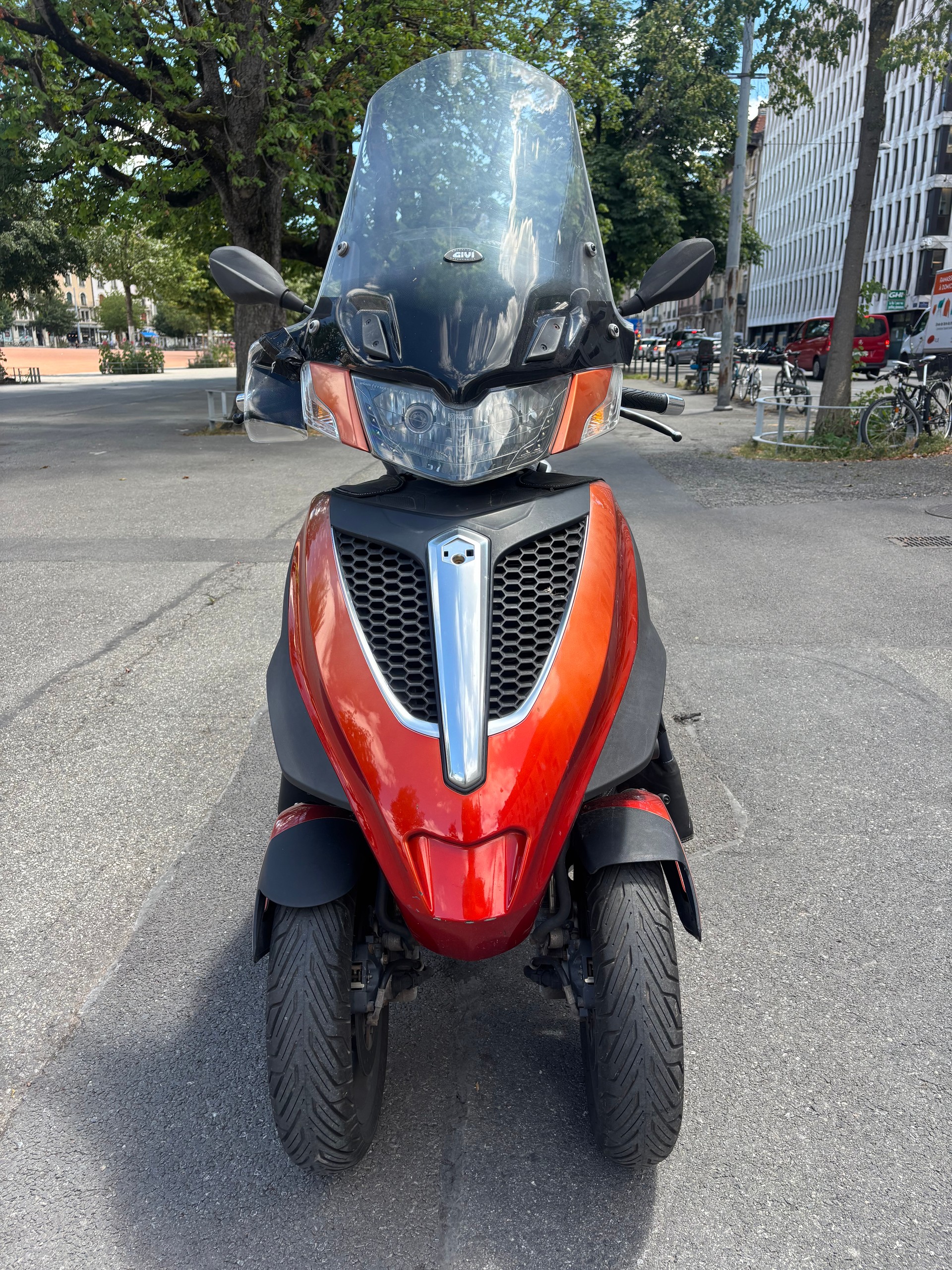 PIAGGIO MP3 Yourban 300 i.e.-image-1