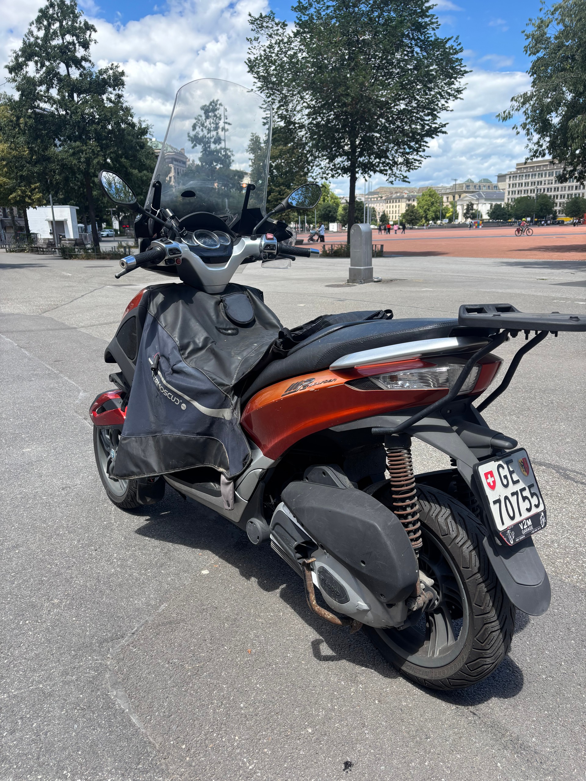 PIAGGIO MP3 Yourban 300 i.e.-image-2