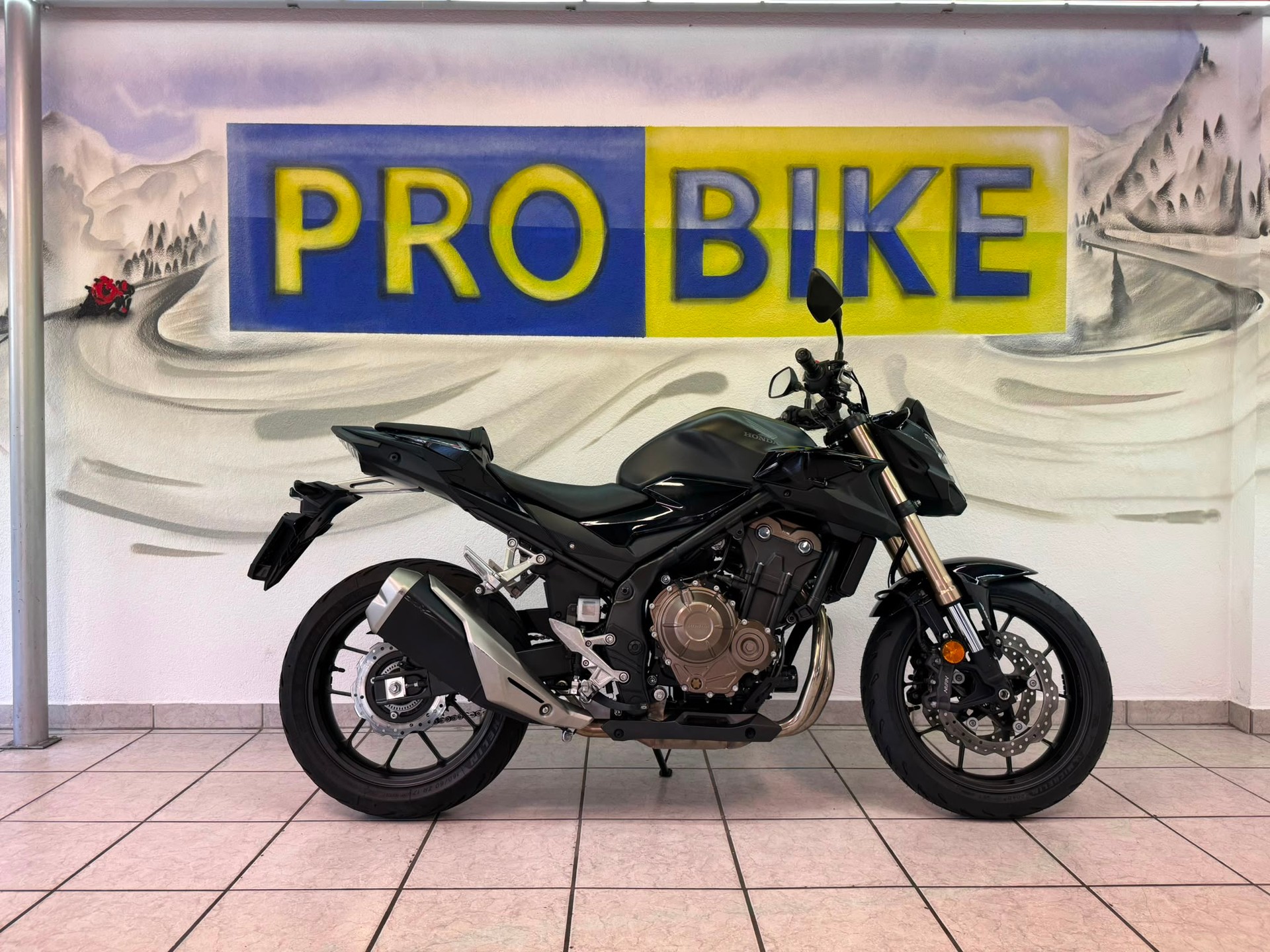 HONDA CB 500 F-image-1