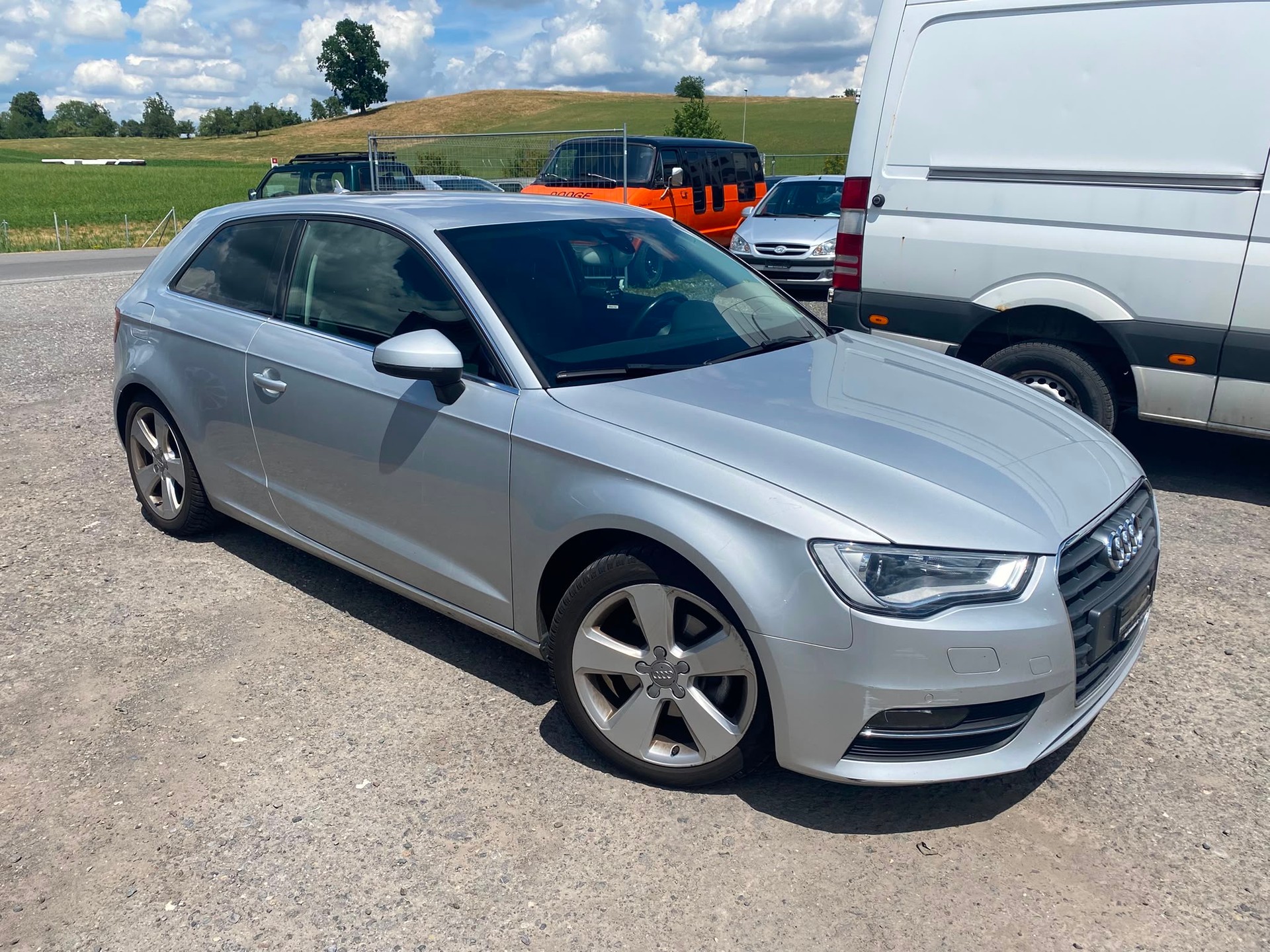 AUDI A3 2.0 TDI Ambiente S-tronic-image-1