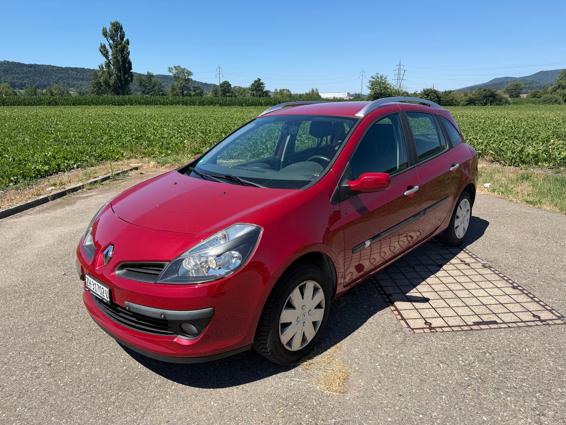 RENAULT Clio 1.2 **FRISCH AB MFK**-showroom-element-1