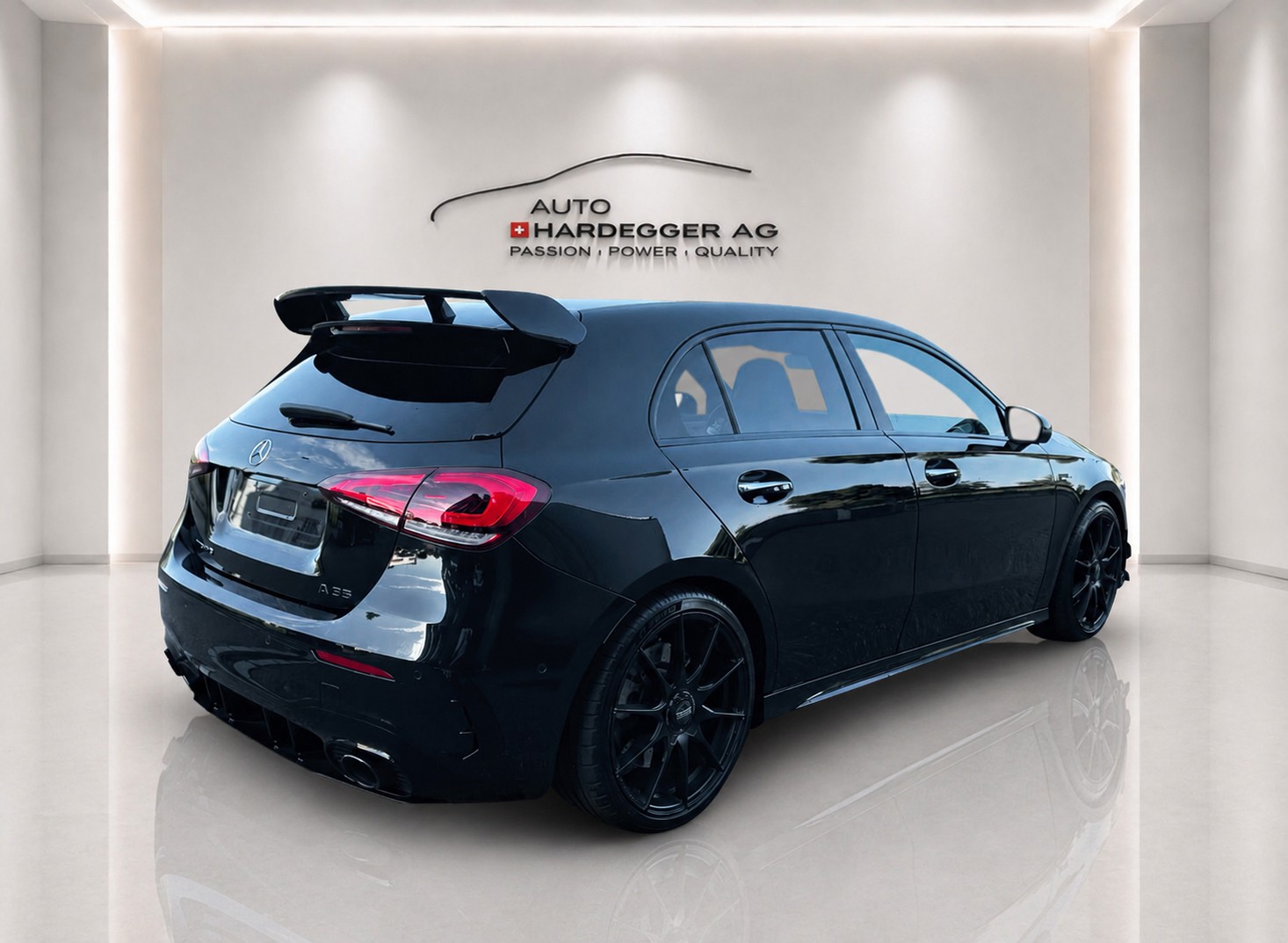 MERCEDES-BENZ A 35 AMG 4Matic Speedshift inkl. Garantie-showroom-element-1