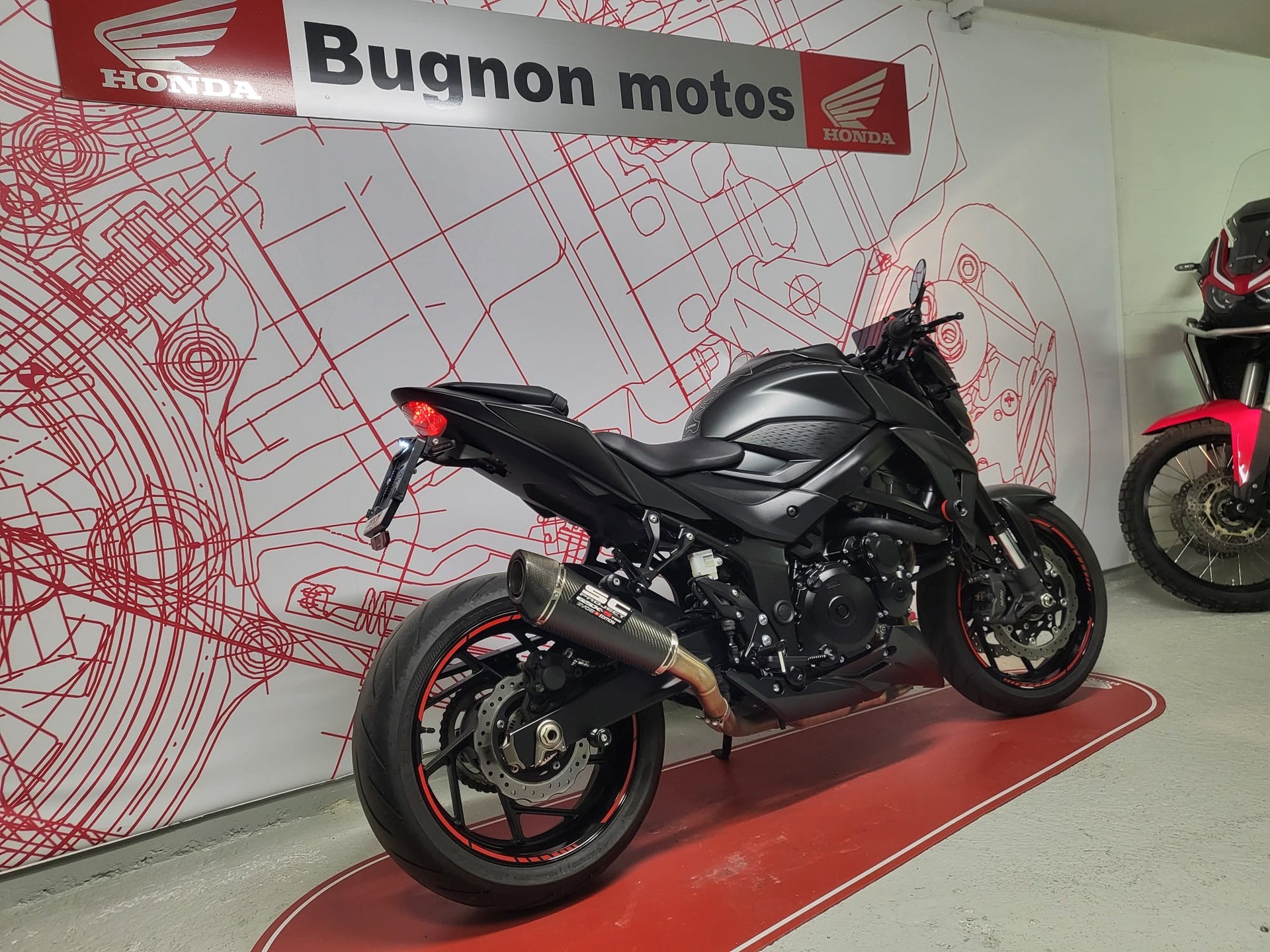 SUZUKI GSX-S 750 EVO 3-image-2