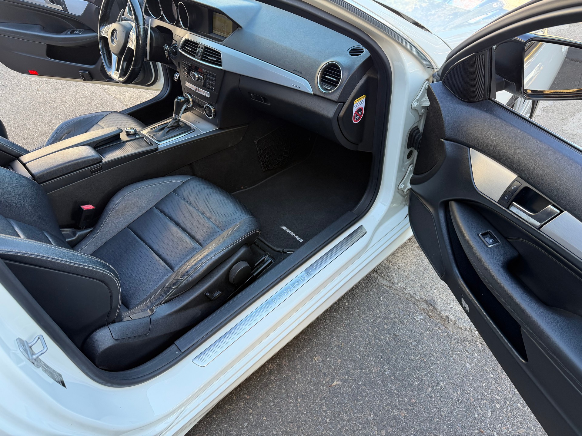 MERCEDES-BENZ C 180 Coupé MyStar 7G-Tronic-image-10