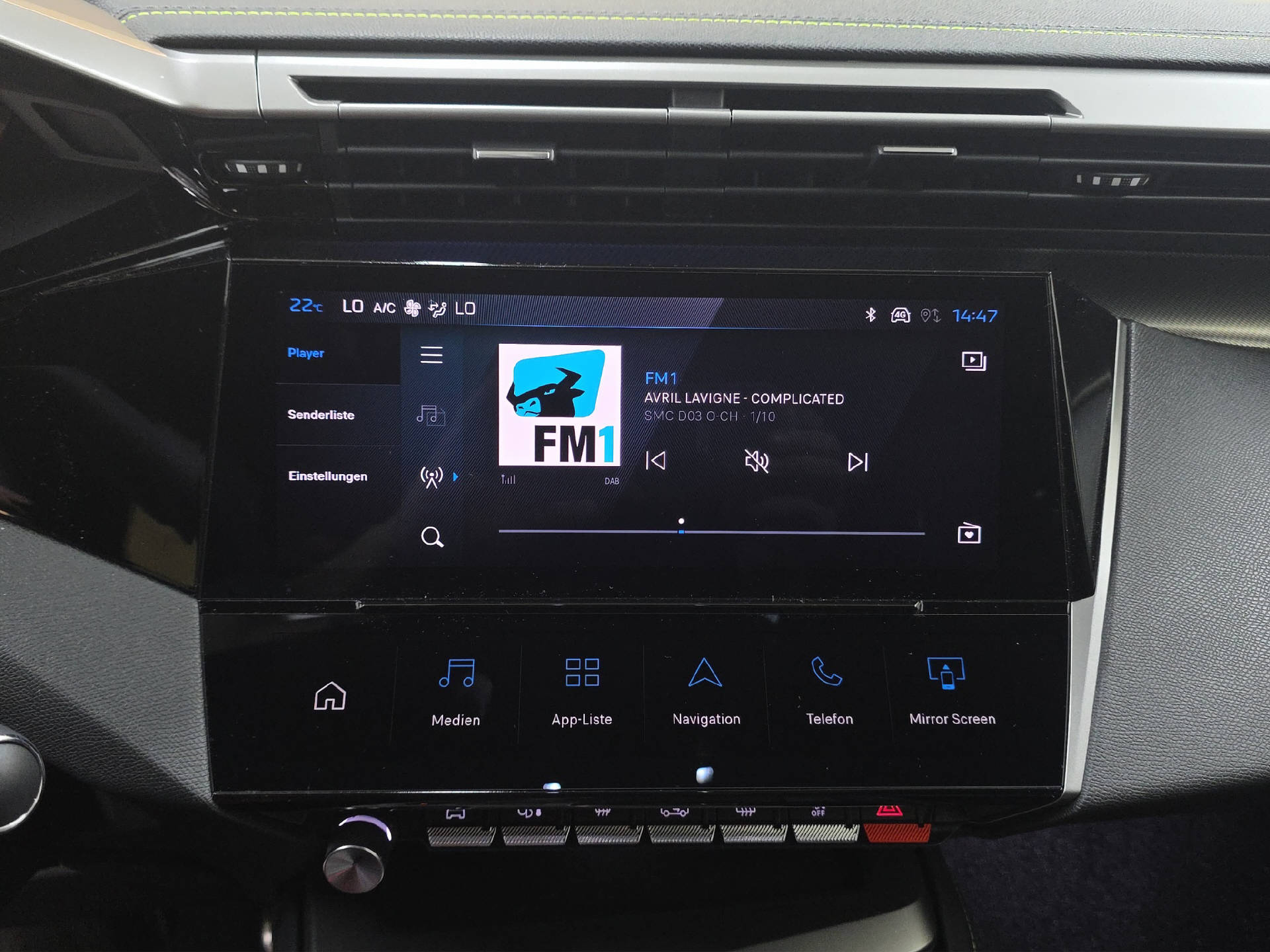 PEUGEOT E-308 GT-image-8