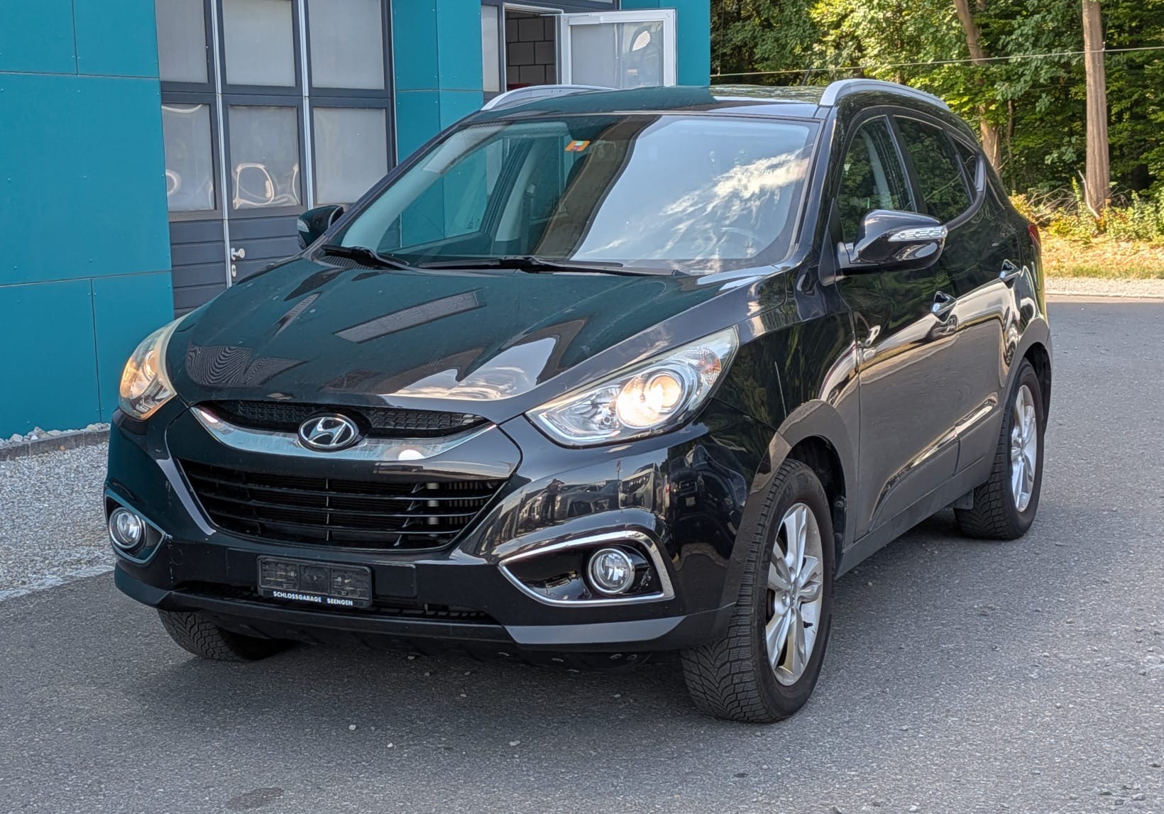 HYUNDAI iX 35 2.0 CRDi Style 4WD-image-2