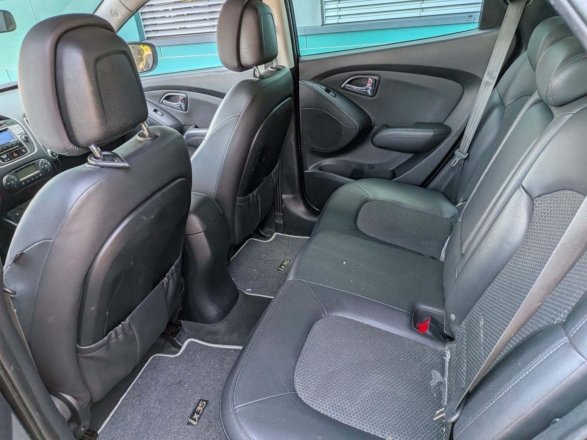 HYUNDAI iX 35 2.0 CRDi Style 4WD-image-8