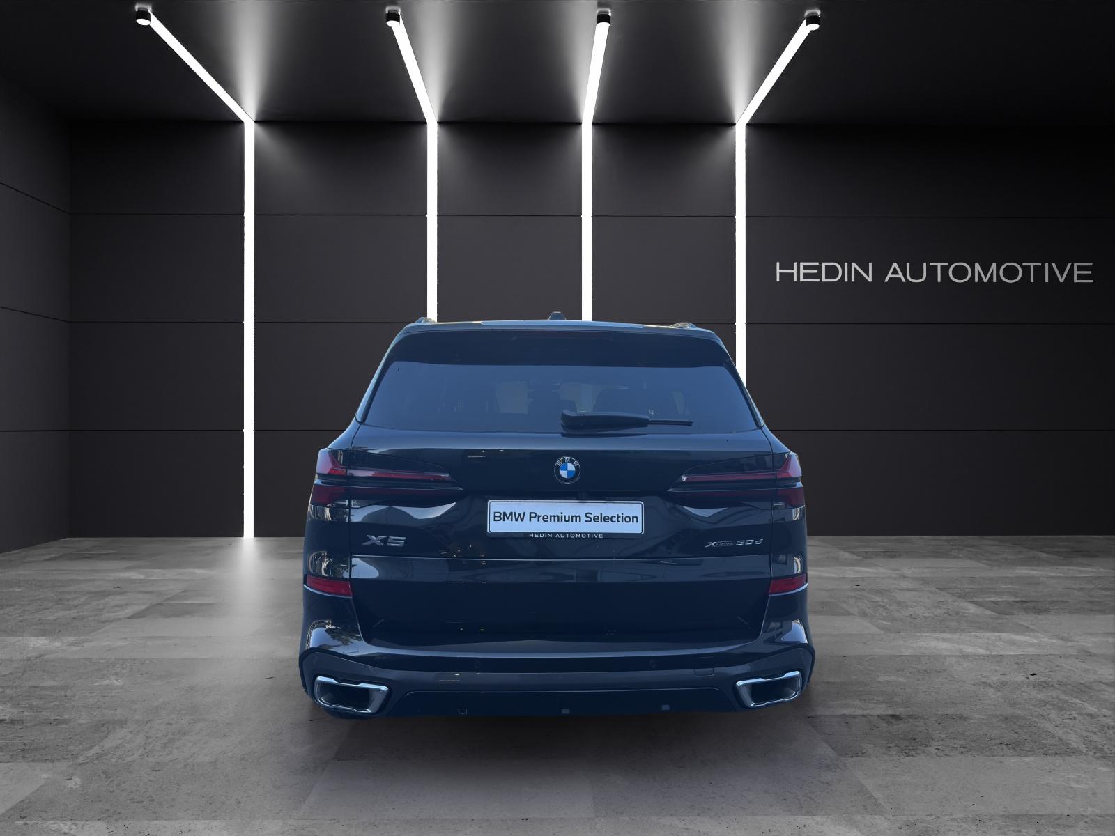 BMW X5 30d xDrive M Sport-showroom-element-3