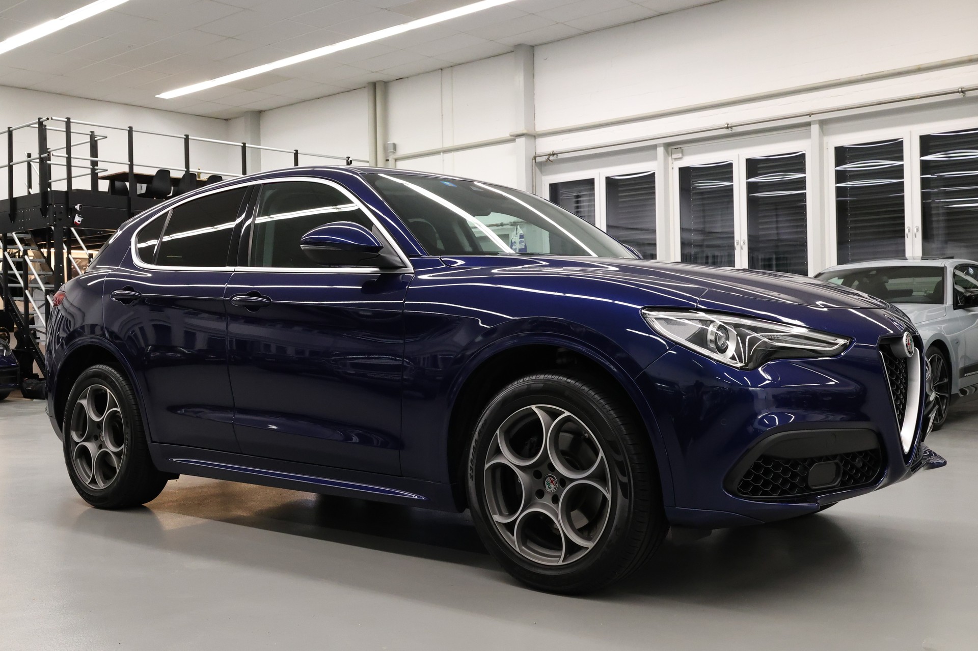 ALFA ROMEO Stelvio 2.0 Q4 280 Sport-showroom-element-1