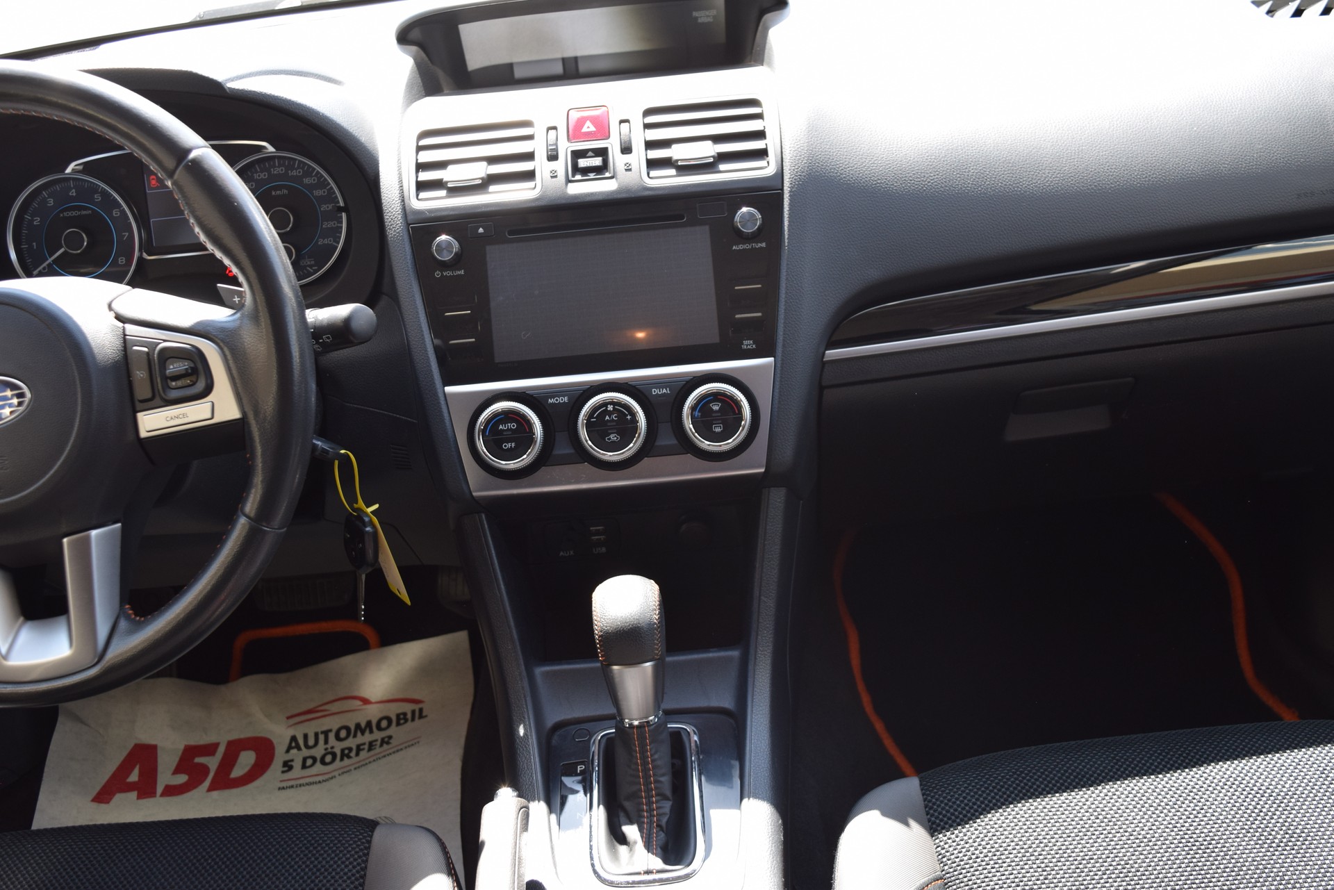 SUBARU XV 2.0 Swiss Two AWD CVT-image-12