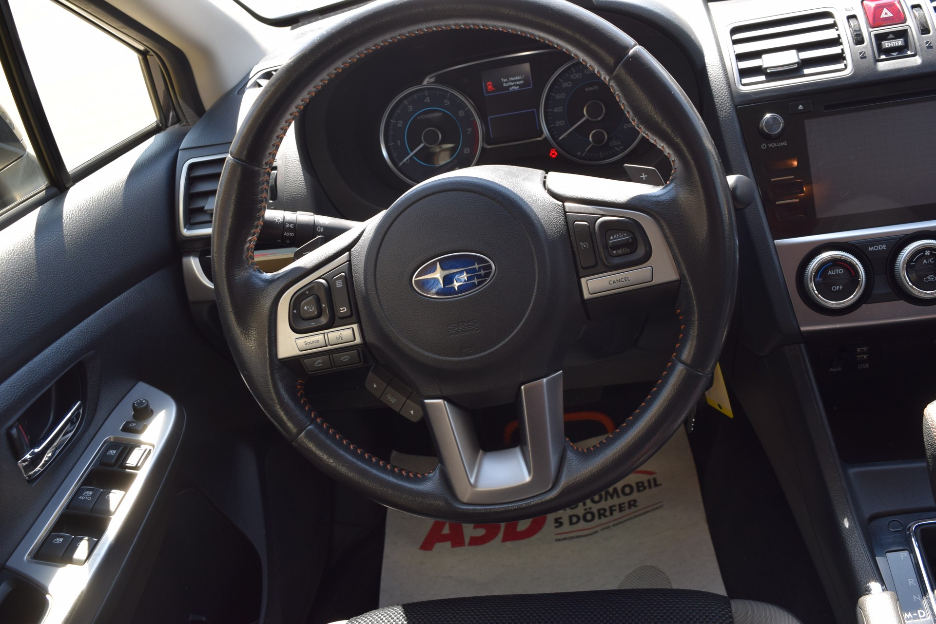 SUBARU XV 2.0 Swiss Two AWD CVT-image-13