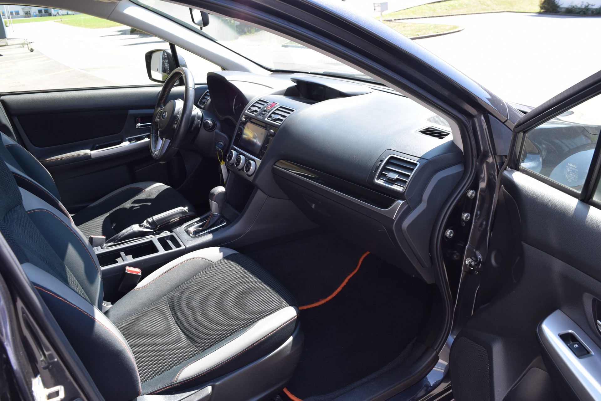 SUBARU XV 2.0 Swiss Two AWD CVT-image-9