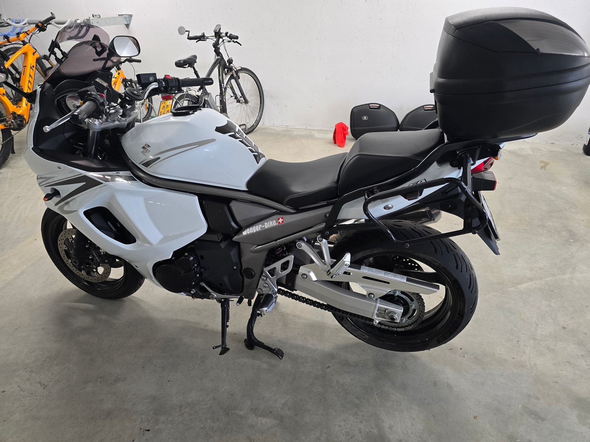 SUZUKI GSX 1250 F ABS-image-2