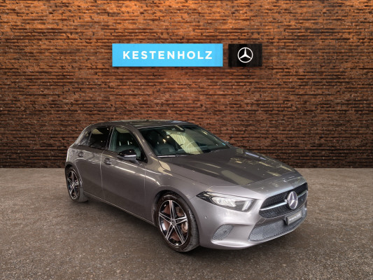 MERCEDES-BENZ A 180 Edition-showroom-element-1
