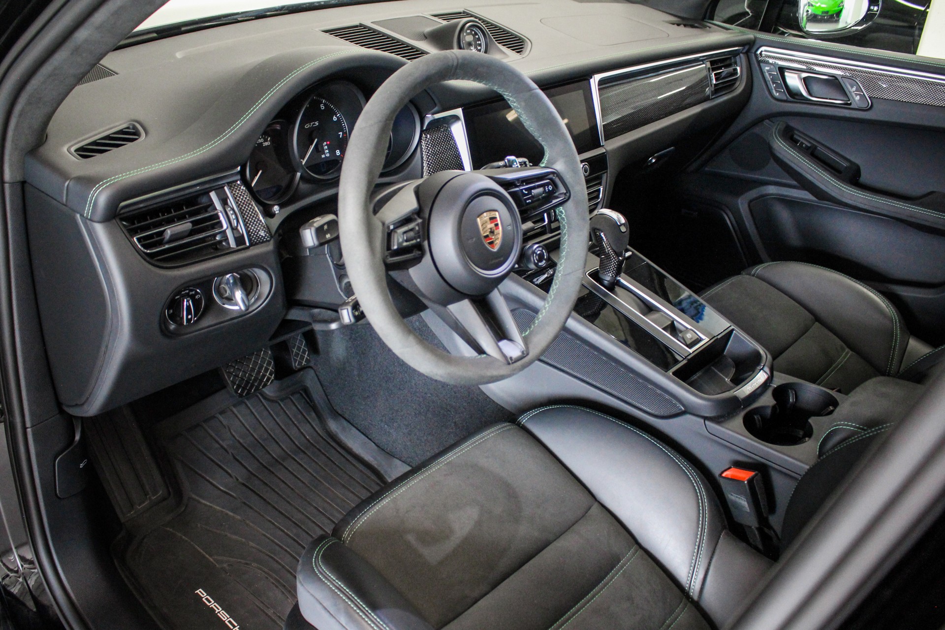 PORSCHE Macan GTS PDK-image-8