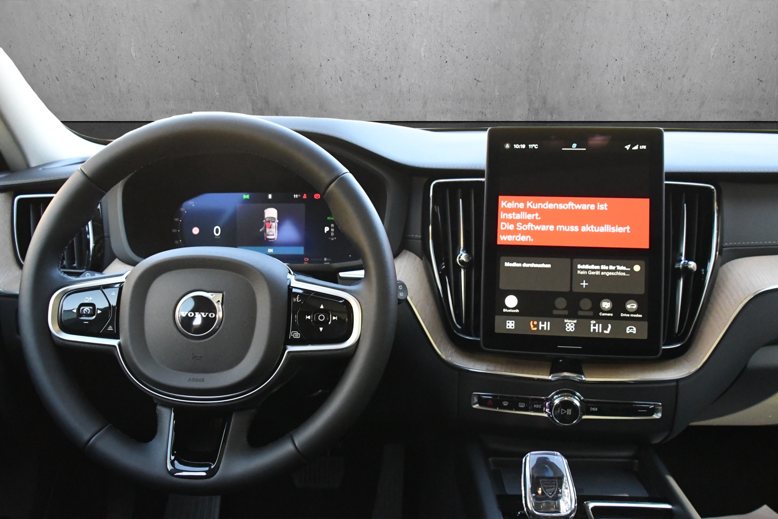 VOLVO XC60 T6 eAWD PluginHybrid Ultra Dark Geartronic-image-11
