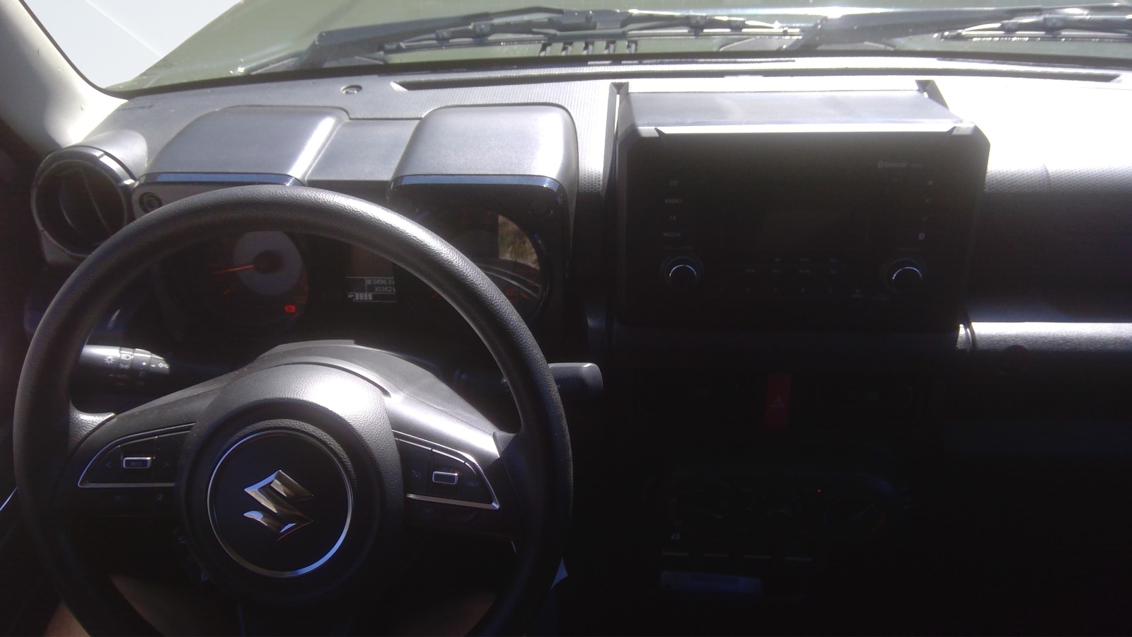SUZUKI Jimny 1.5 Compact+ 4x4-showroom-element-3