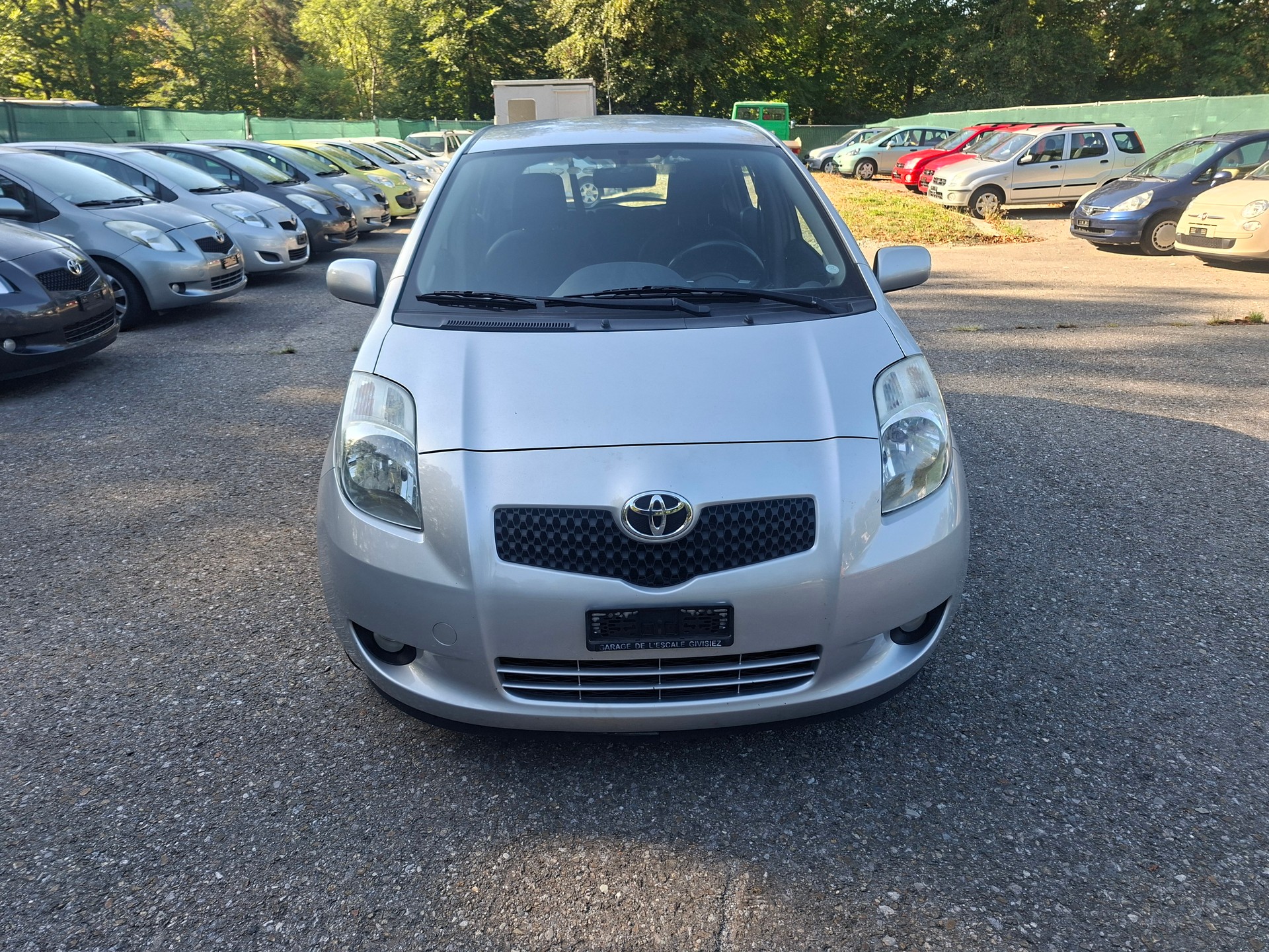 TOYOTA Yaris 1.3 Linea Luna-showroom-element-2
