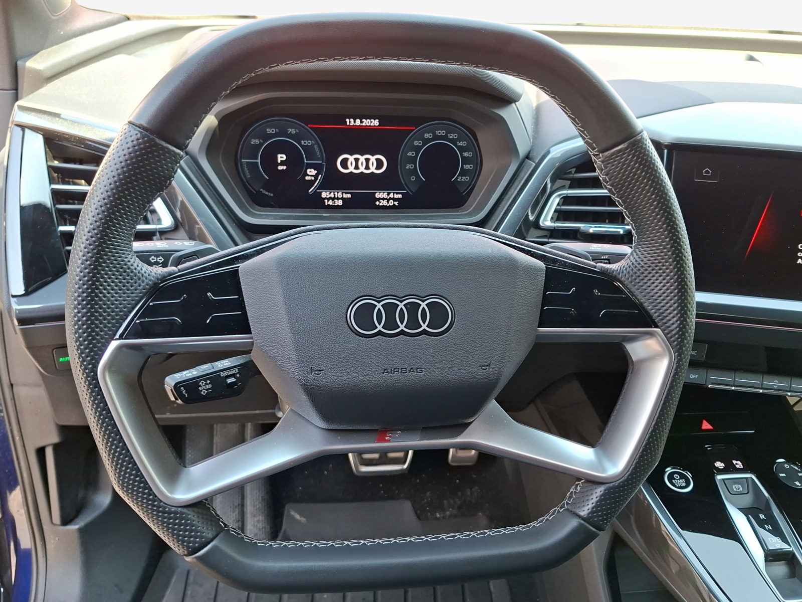 AUDI Q4 Sportback e-tron 50 quattro-image-10
