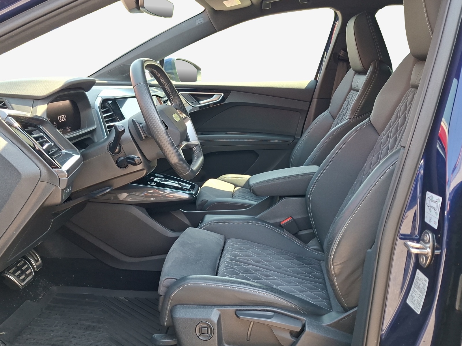 AUDI Q4 Sportback e-tron 50 quattro-image-8