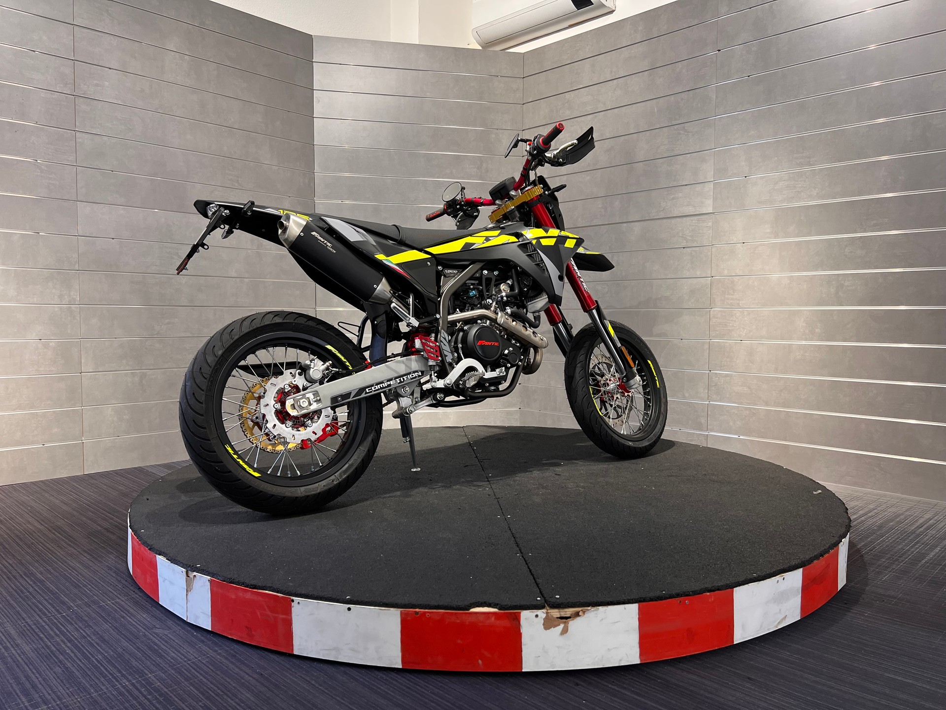 FANTIC Competition-image-5