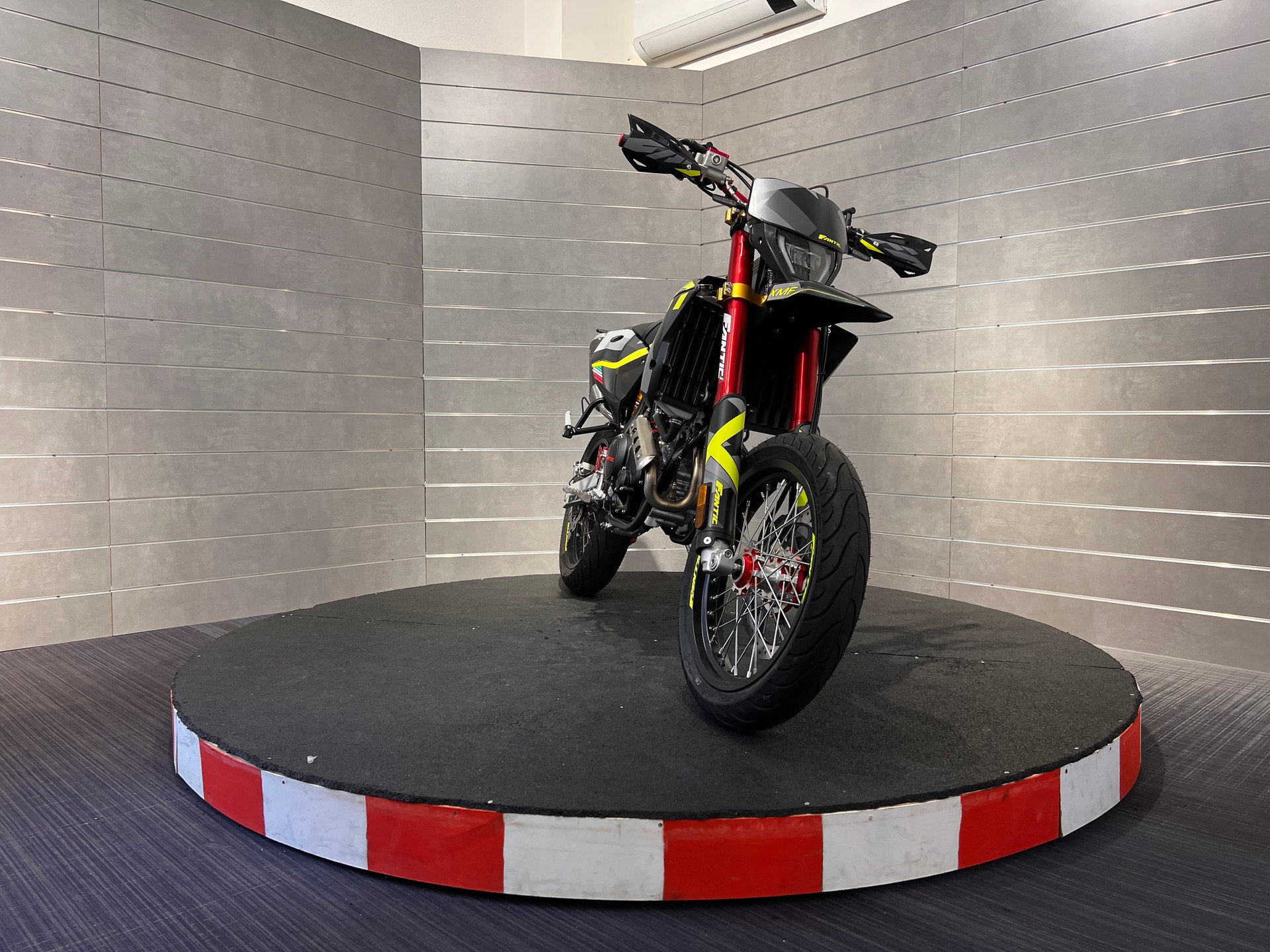 FANTIC Competition-image-7