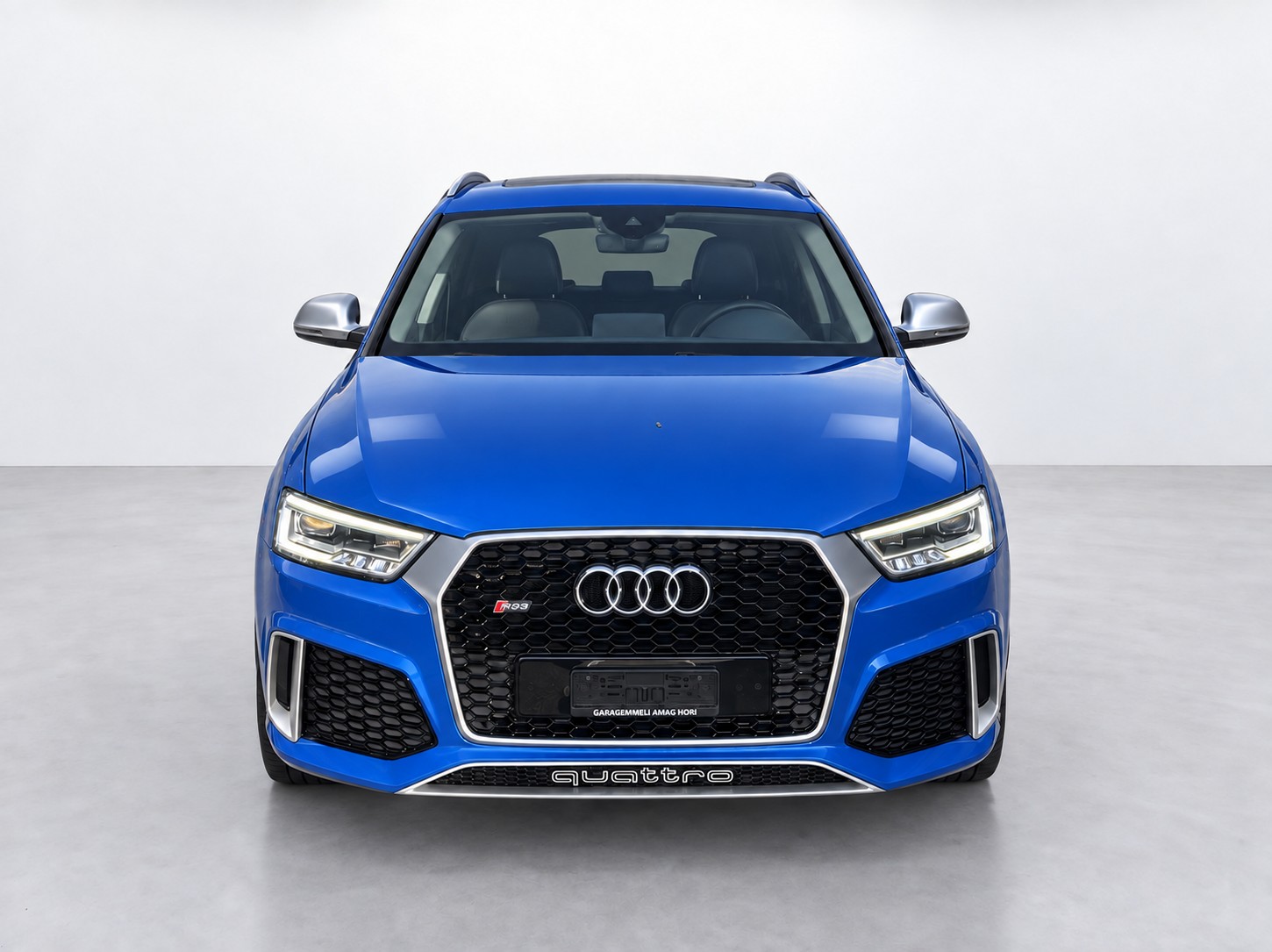 AUDI RS Q3 2.5 TFSI performance quattro S-tronic-showroom-element-1