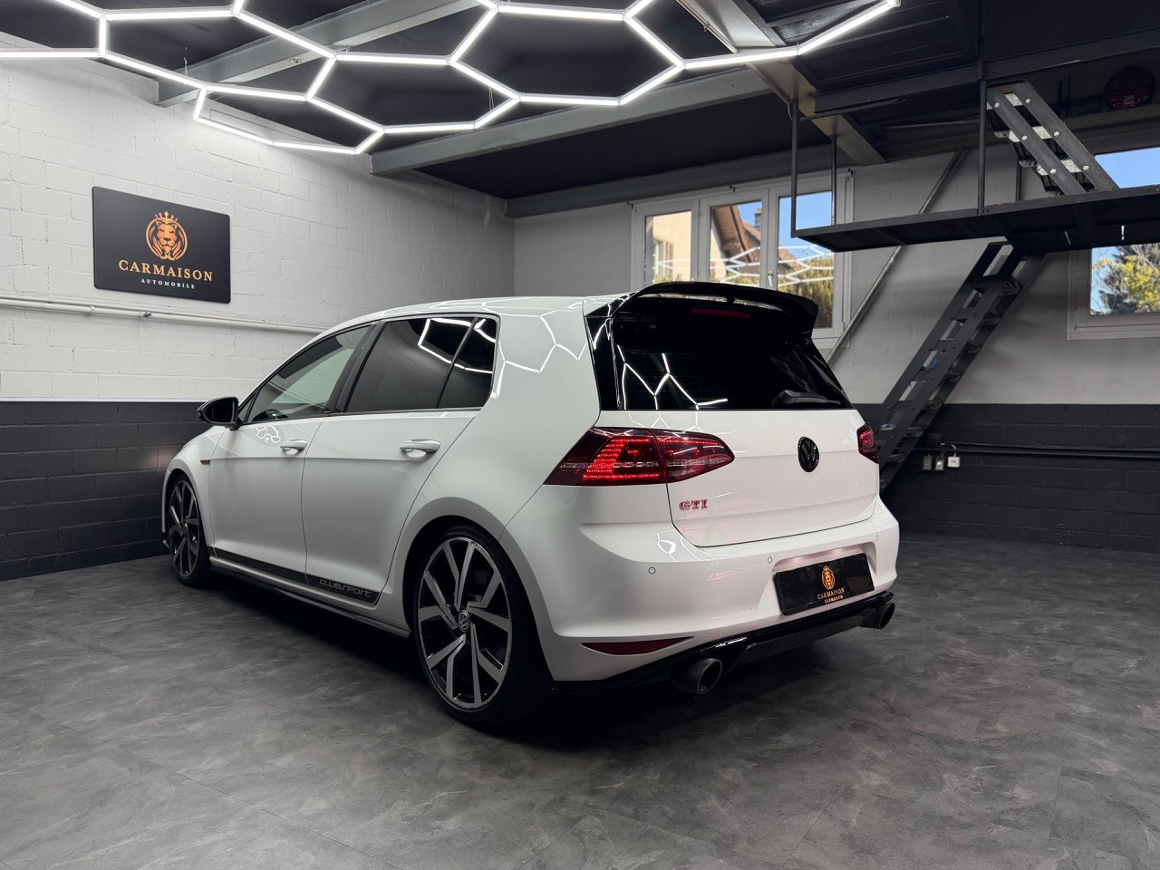 VW Golf 2.0 TSI GTI Clubsport DSG | CH-Auto | KW Tiefergelegt | Remus Auspuff | Rückfahrkamera | ACC-image-8