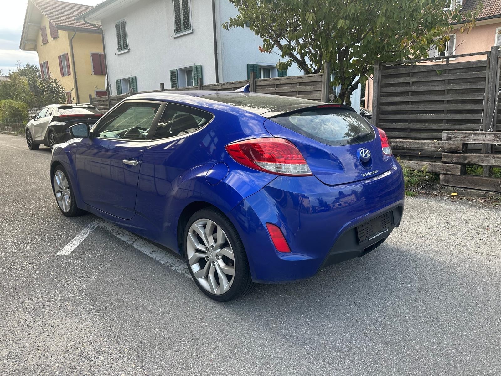 HYUNDAI Veloster 1.6 GDI-showroom-element-2