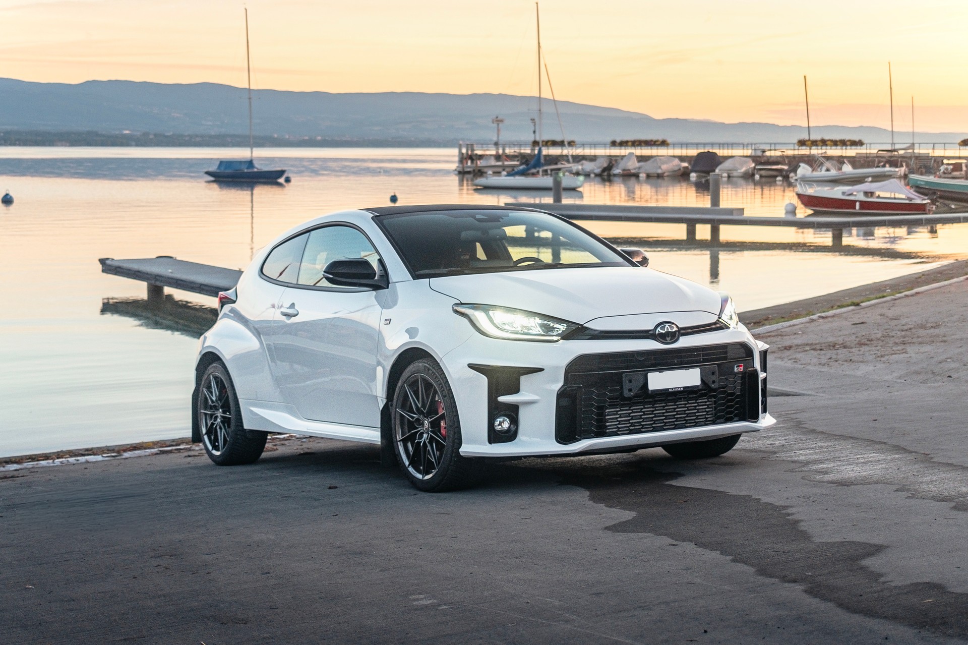 TOYOTA 1.6 Turbo Sport 4x4-image-2