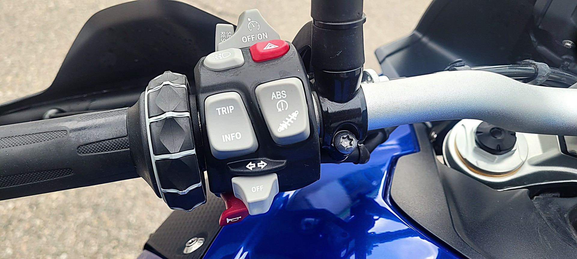 BMW S 1000 XR ABS-image-5