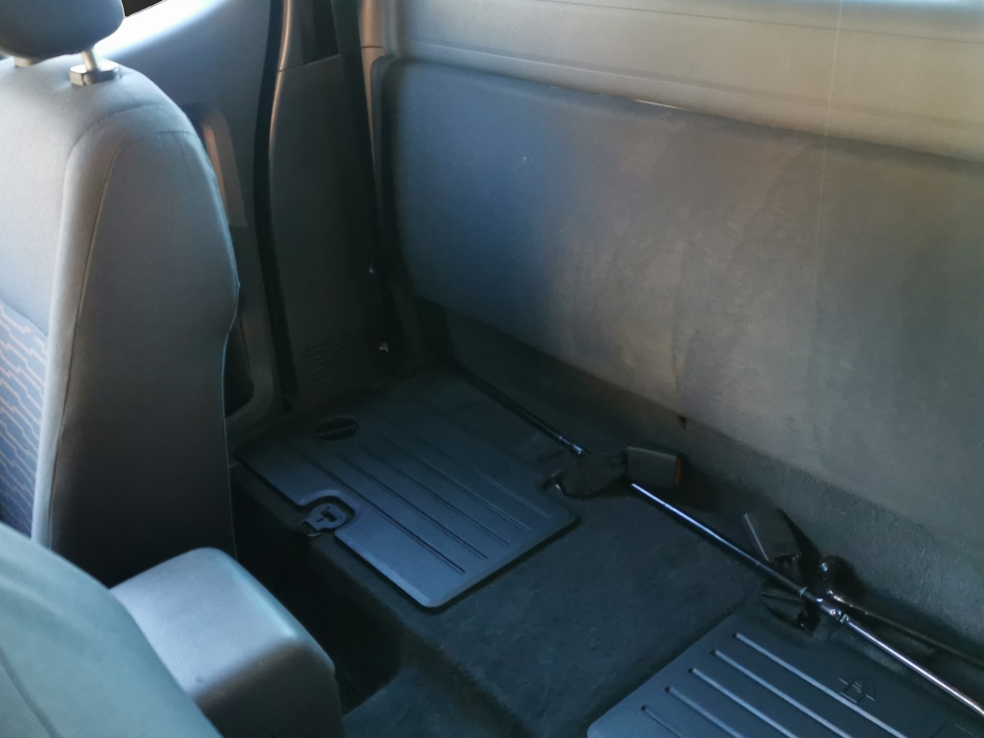 FORD Ranger XL 2.2 TDCi 4x4-image-14