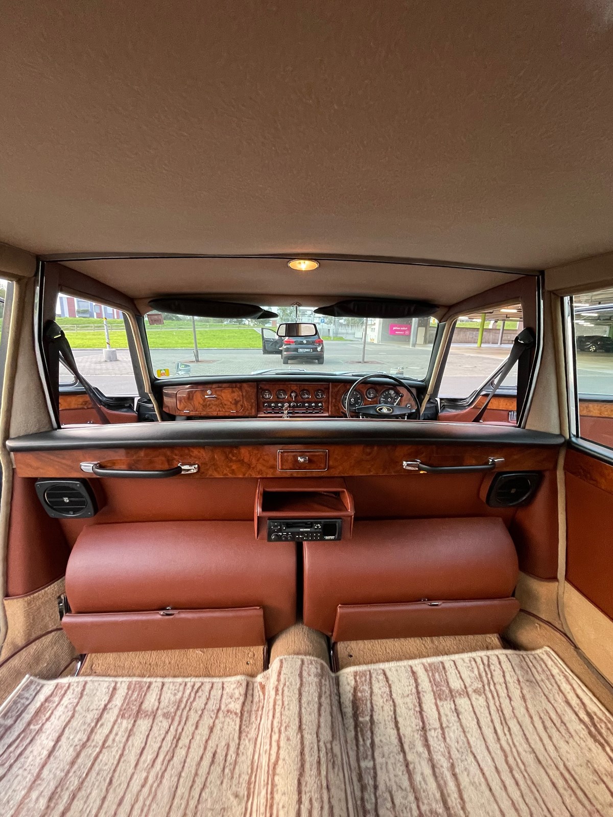 DAIMLER DS420 Limousine-image-13