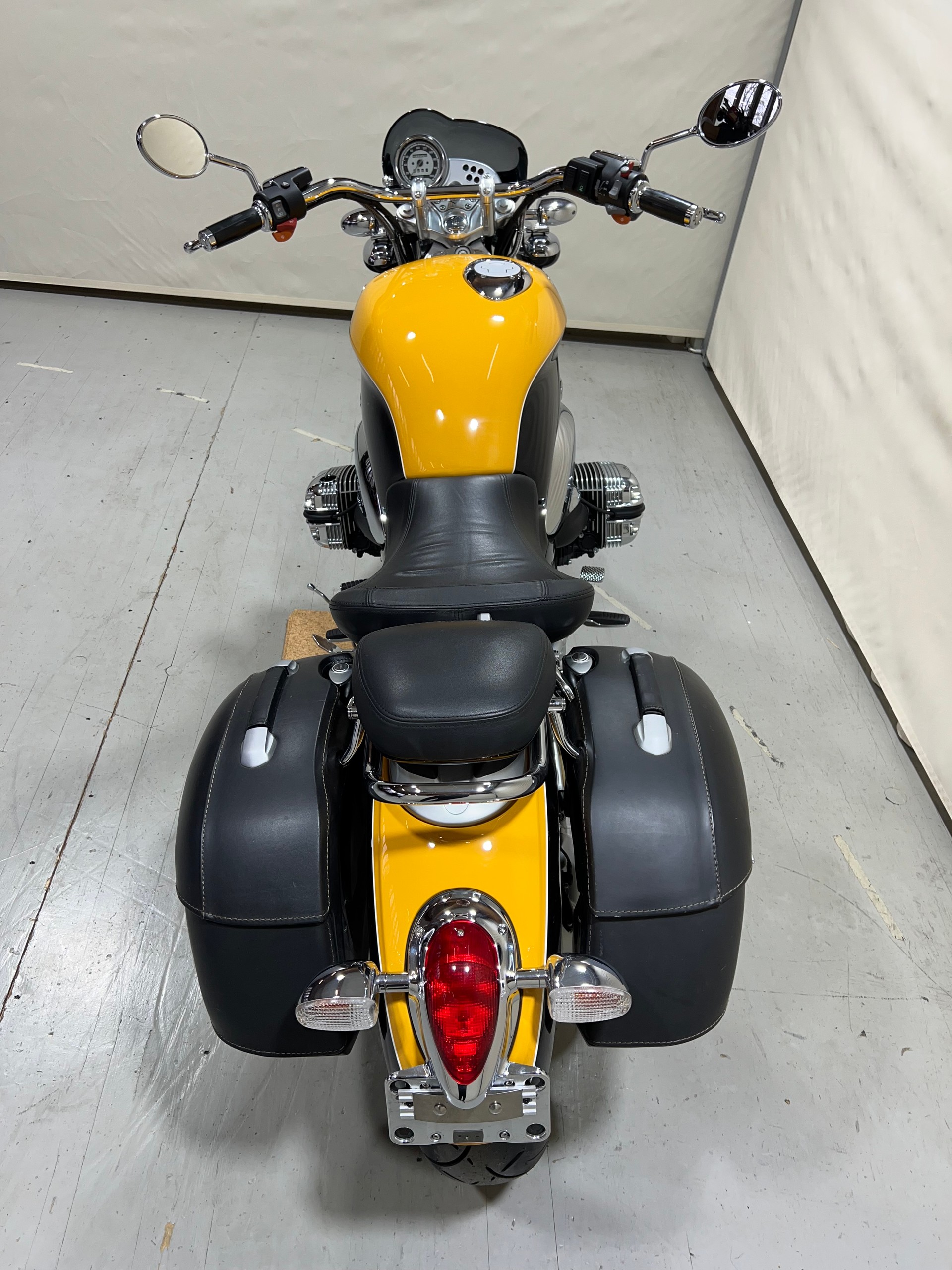 BMW R 1200 C Independent-image-10