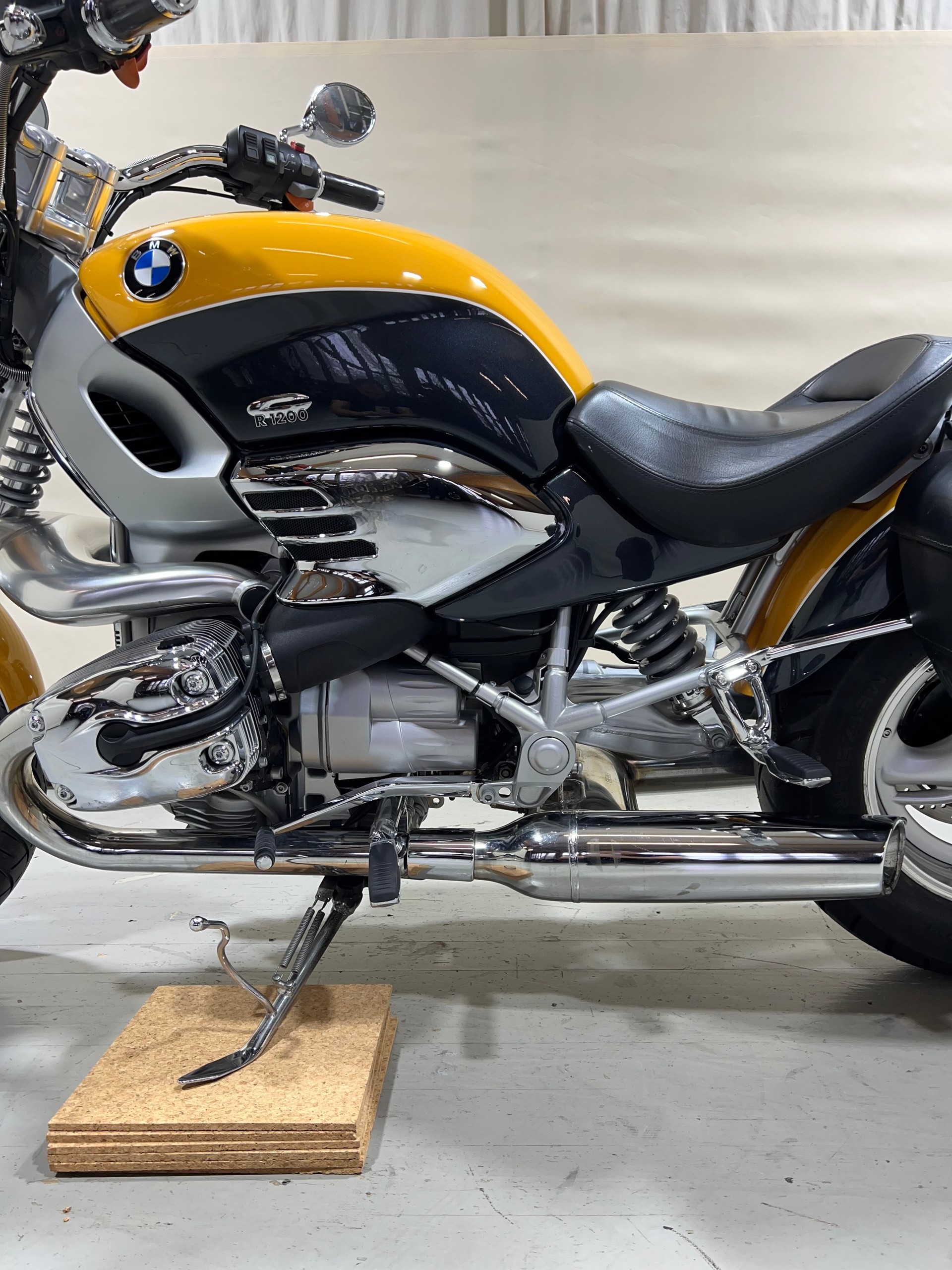 BMW R 1200 C Independent-image-6