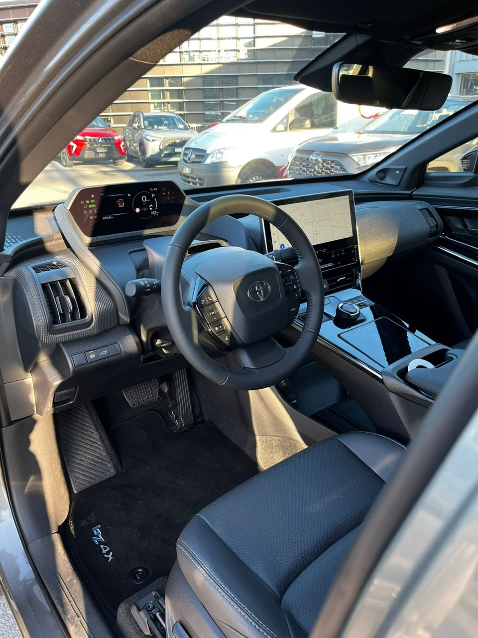 TOYOTA bZ4X Premium 71,4 kWh 4WD-image-22