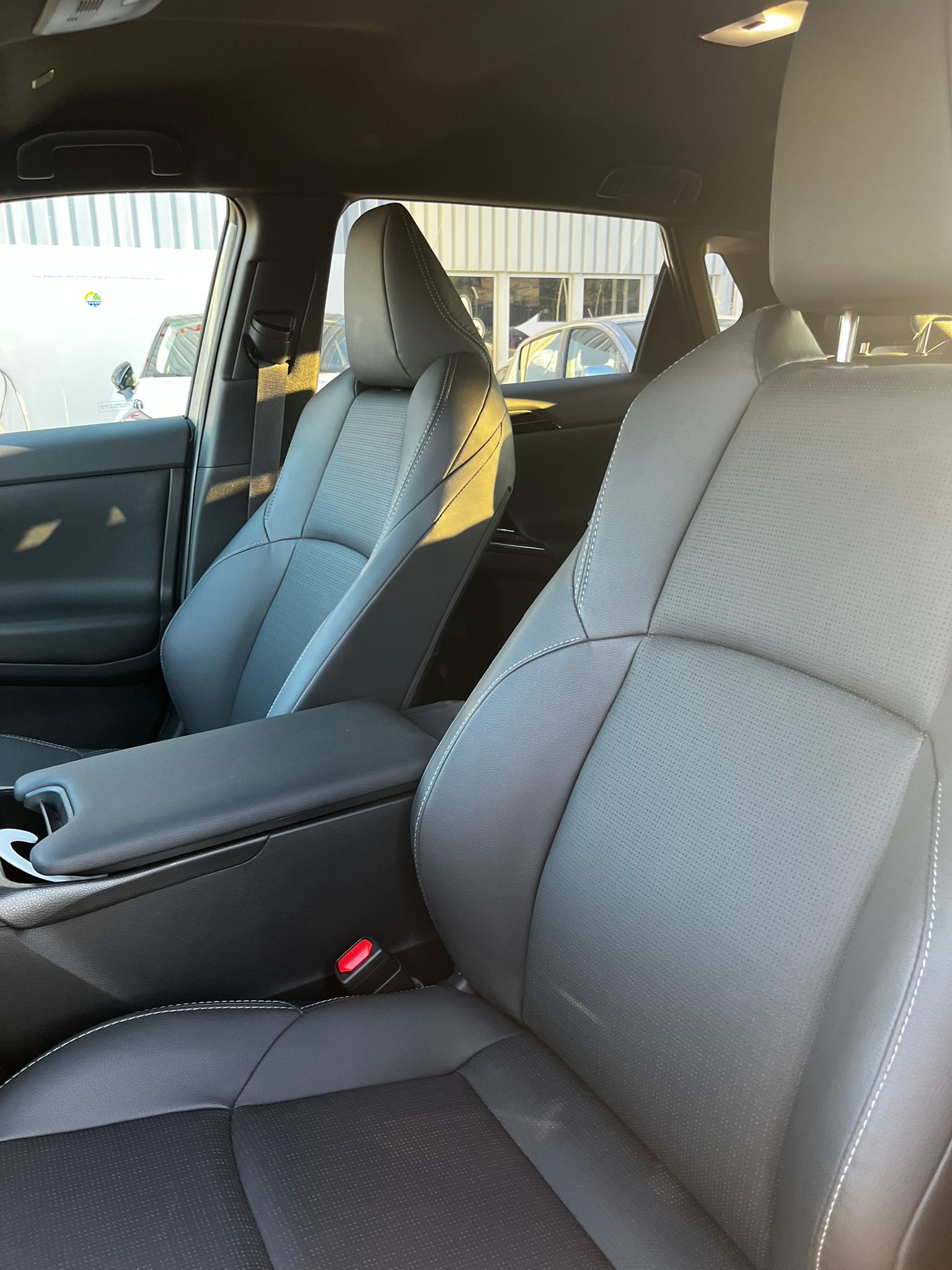 TOYOTA bZ4X Premium 71,4 kWh 4WD-image-23