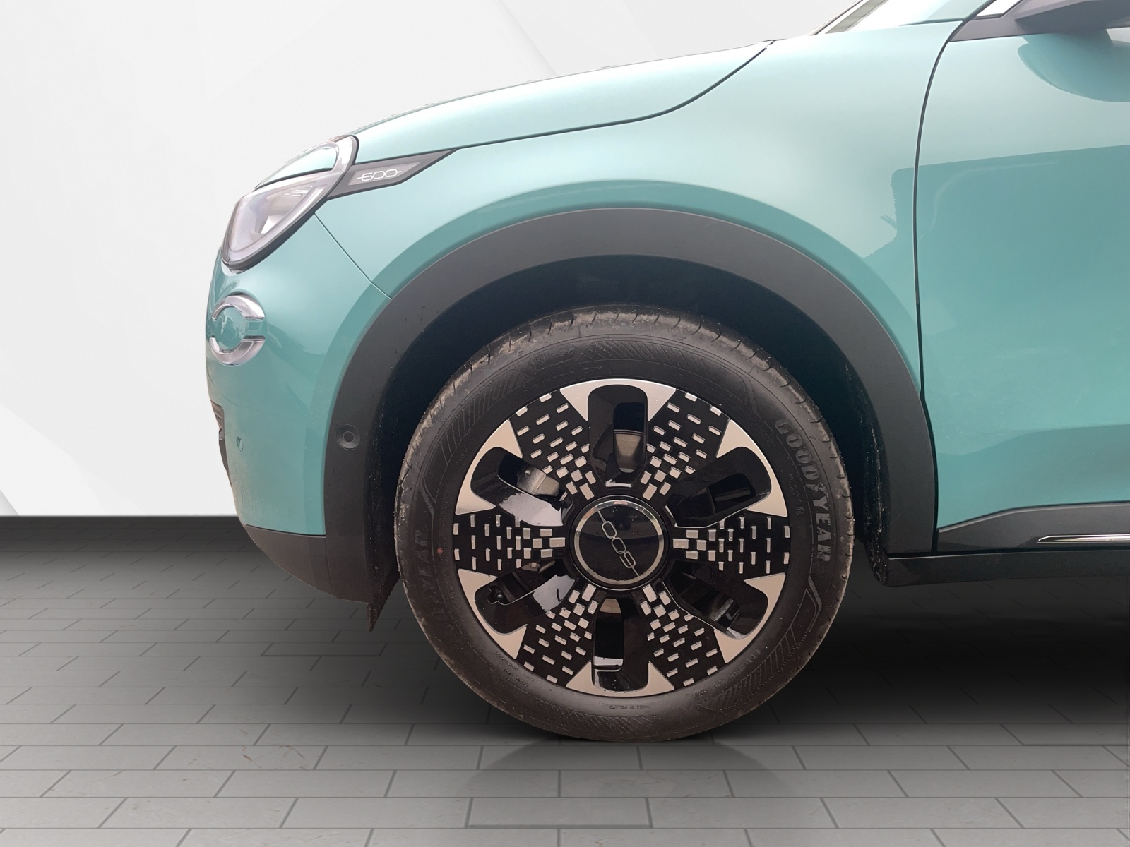 FIAT 600 1.2 Hybrid La Prima-image-2