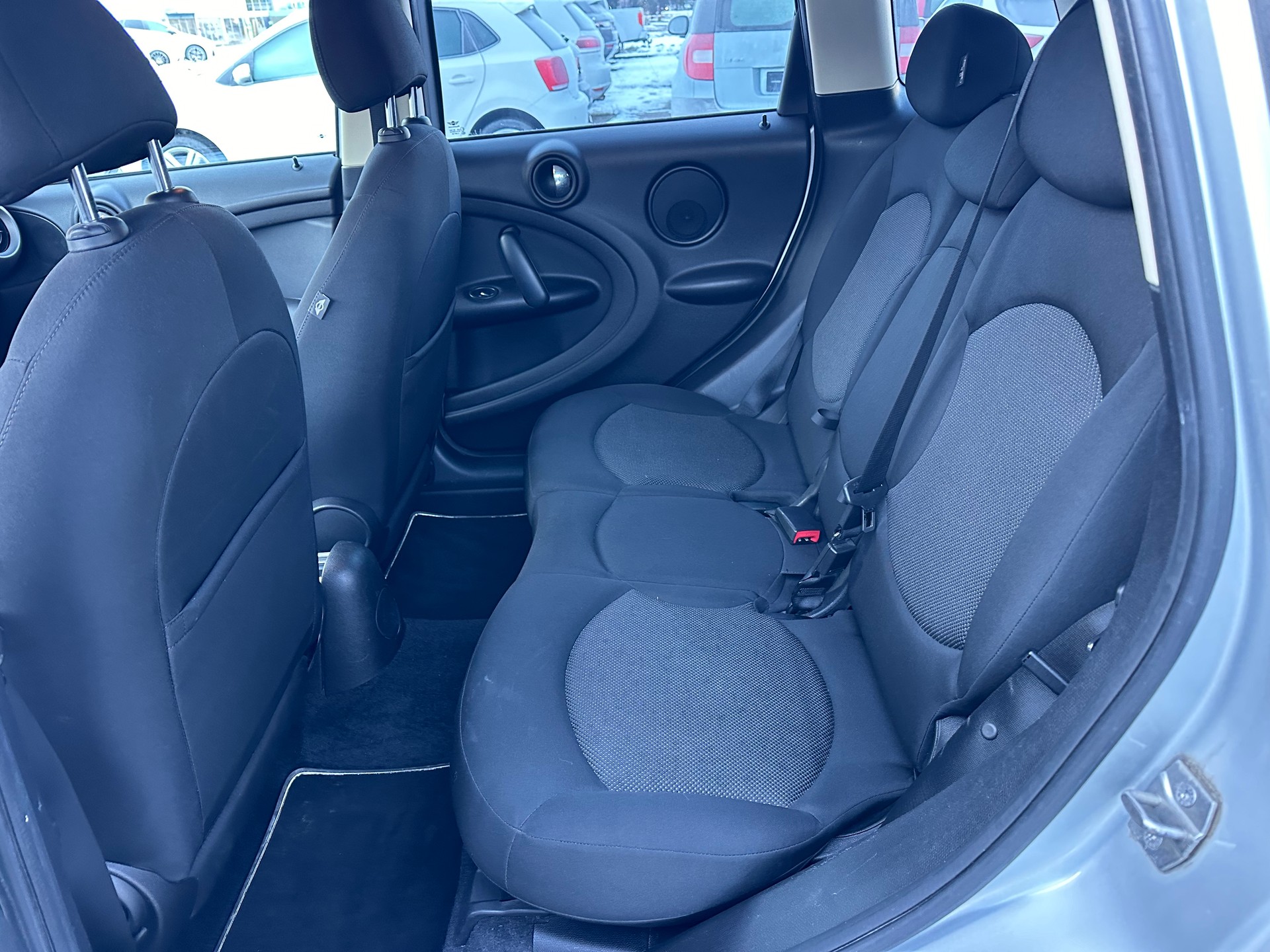 MINI Mini Countryman Cooper D ALL4-image-11