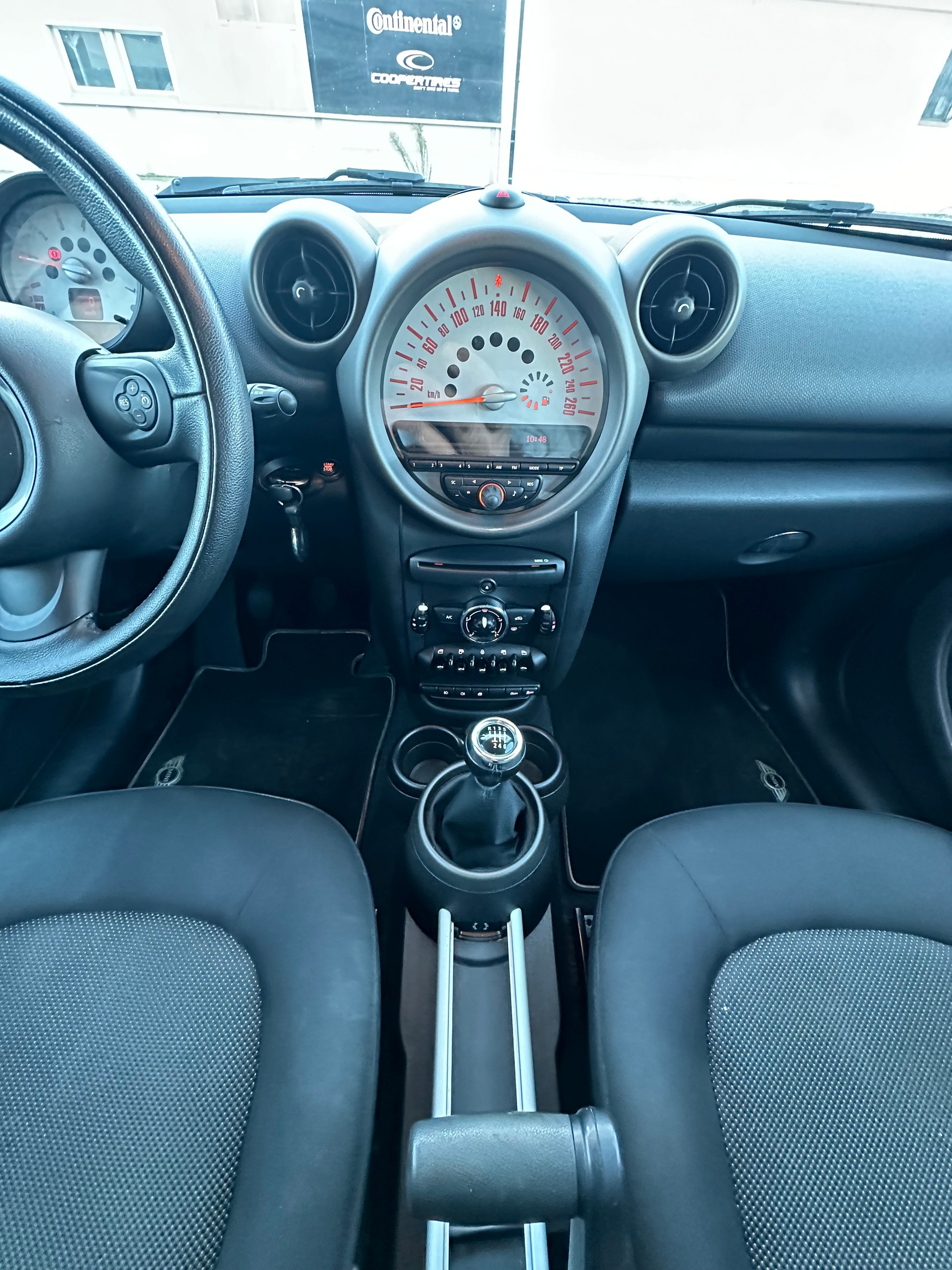 MINI Mini Countryman Cooper D ALL4-image-6