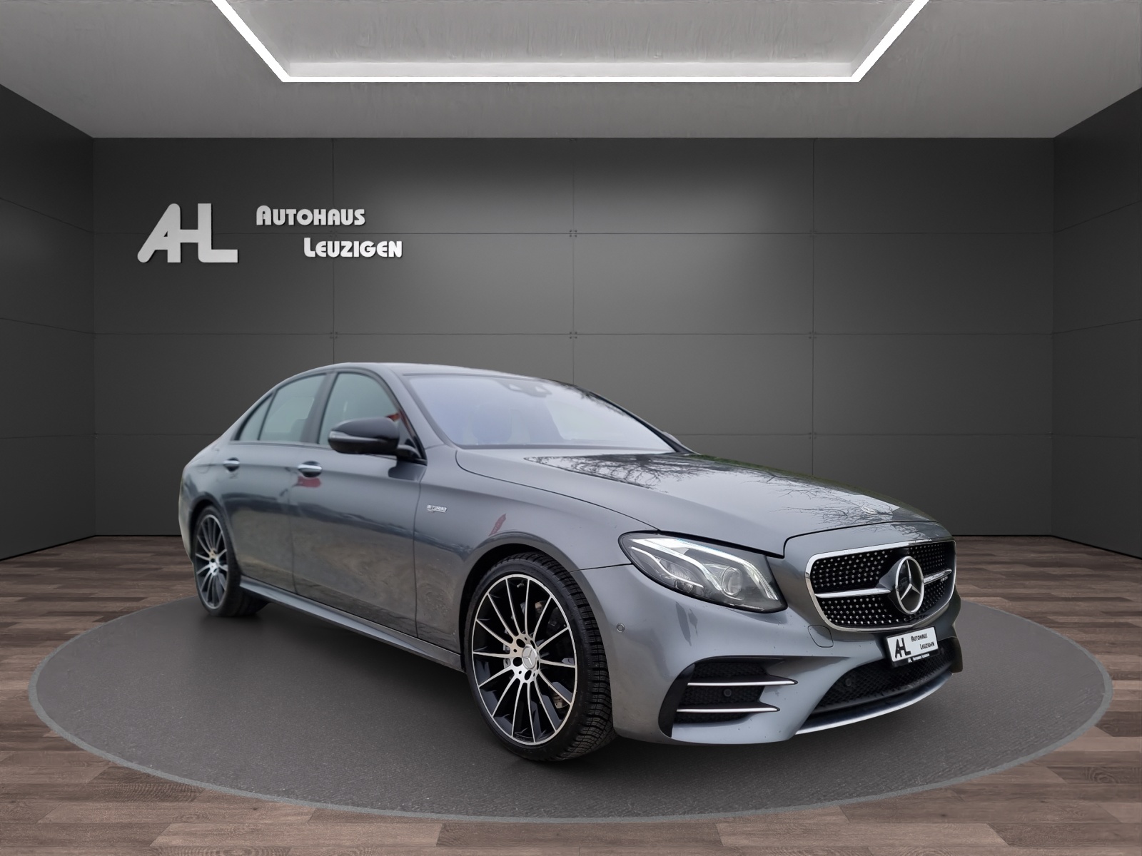 MERCEDES-BENZ E 43 AMG 4Matic 9G-Tronic-image-6