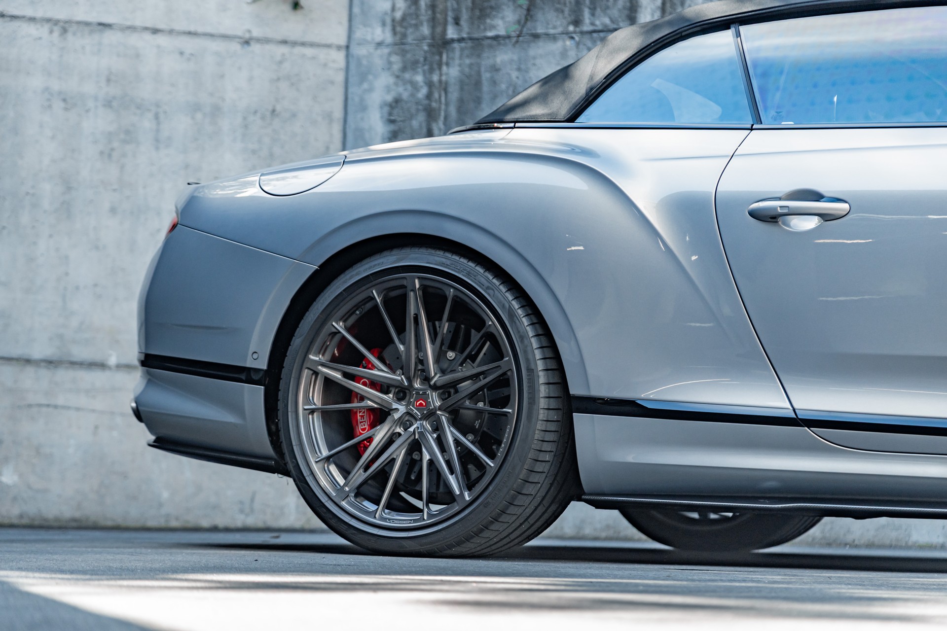 BENTLEY Continental GTC 6.0 W12 Speed-image-4