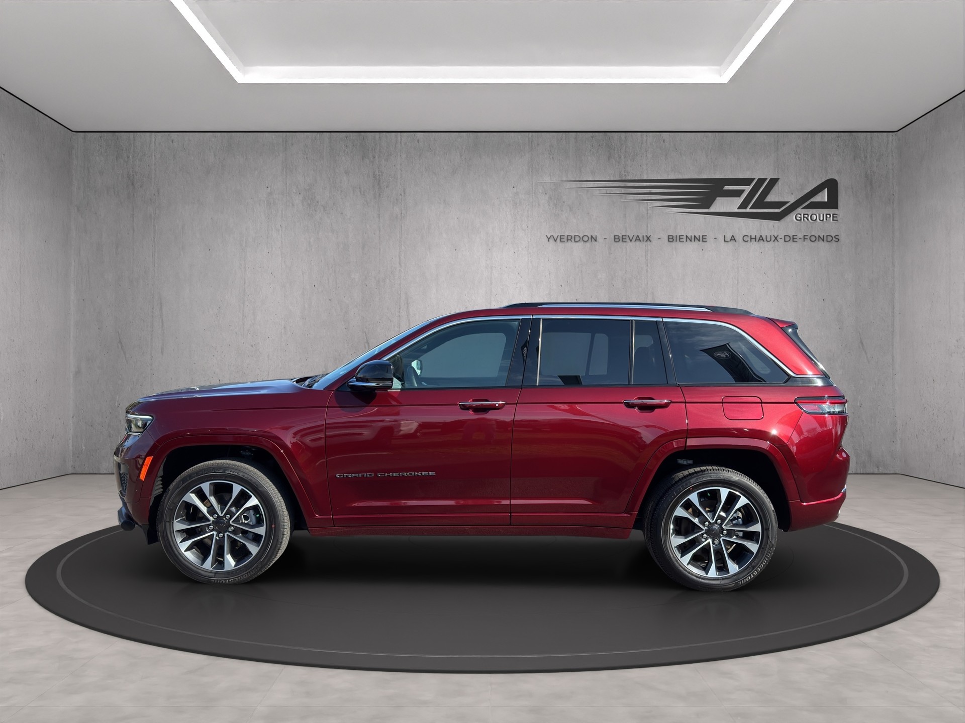 JEEP Grand Cherokee 5.7 364cv V8 Overla-showroom-element-2