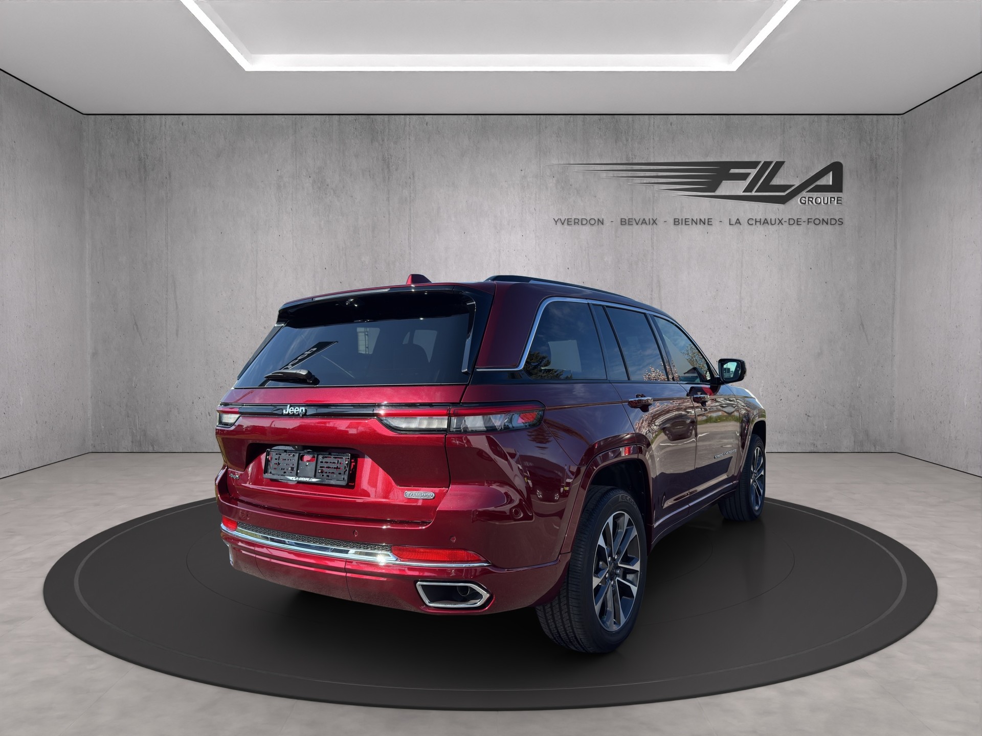 JEEP Grand Cherokee 5.7 364cv V8 Overla-image-4